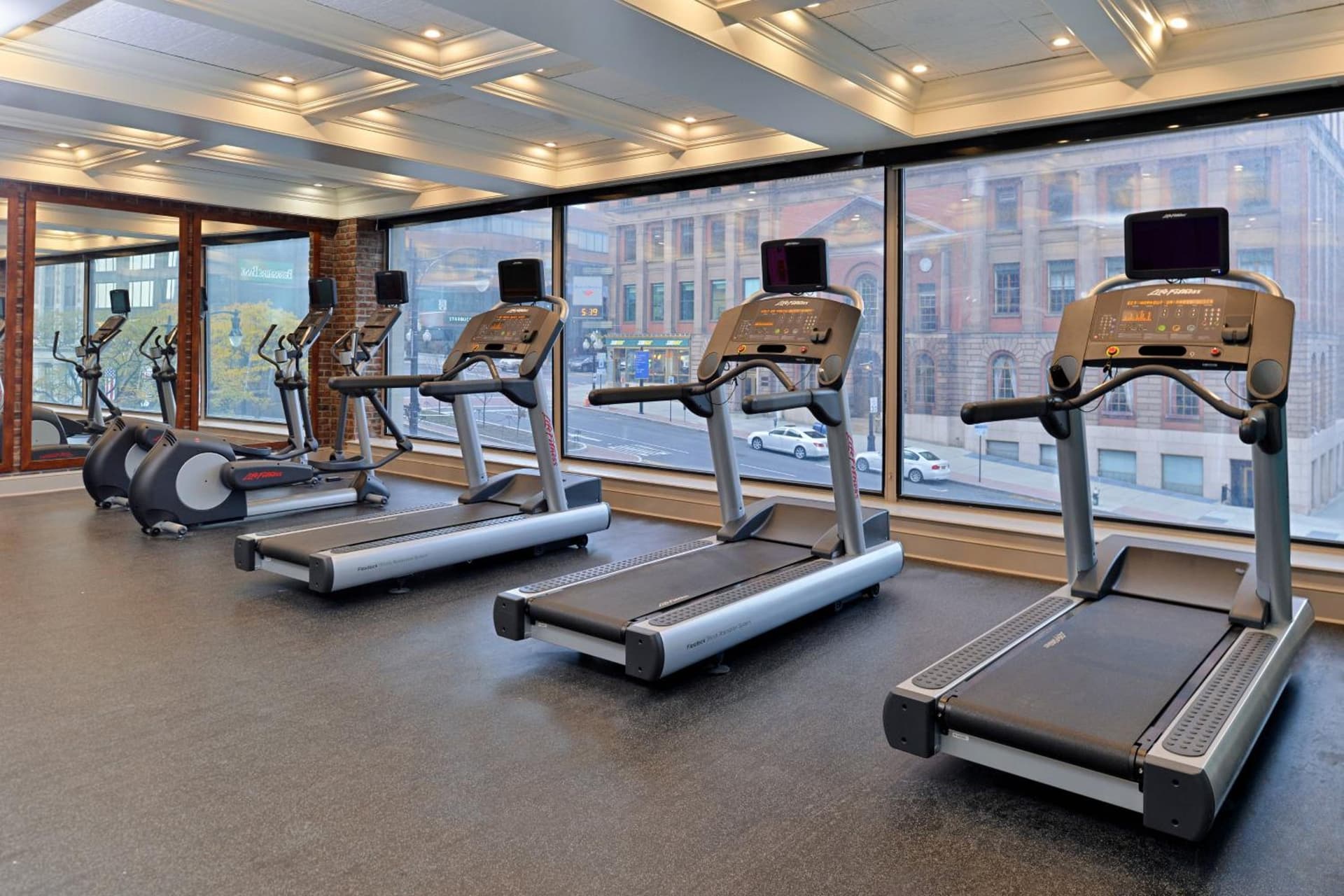 Fairfield Inn & Suites by Marriott Albany Downtown gallery photo in Albany, NY — image 8