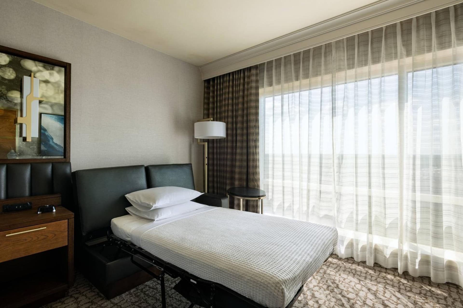 The Woodlands Waterway Marriott Hotel and Convention Center gallery photo in The Woodlands, TX — image 39