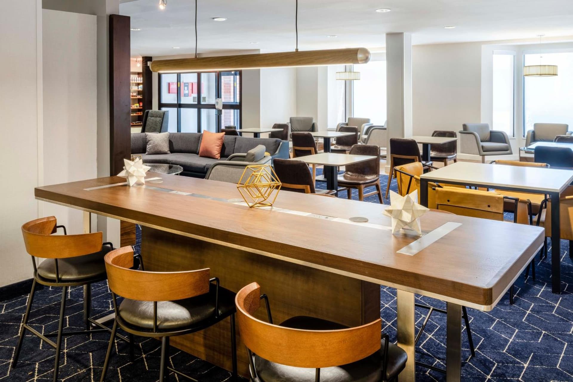 Courtyard by Marriott Denver Southwest Lakewood interior in Lakewood, CO — gallery photo 2