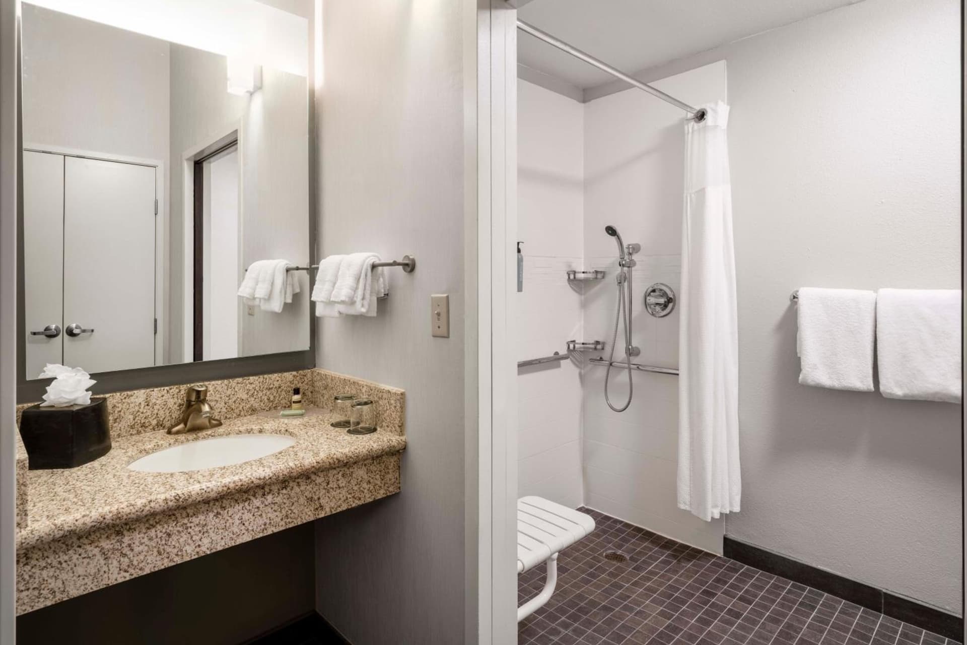 Courtyard by Marriott Denver Southwest Lakewood gallery photo in Lakewood, CO — image 16
