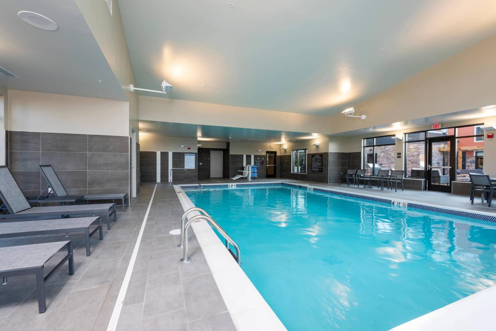 Residence Inn by Marriott Indianapolis South/Greenwood interior in Indianapolis, IN — gallery photo 2
