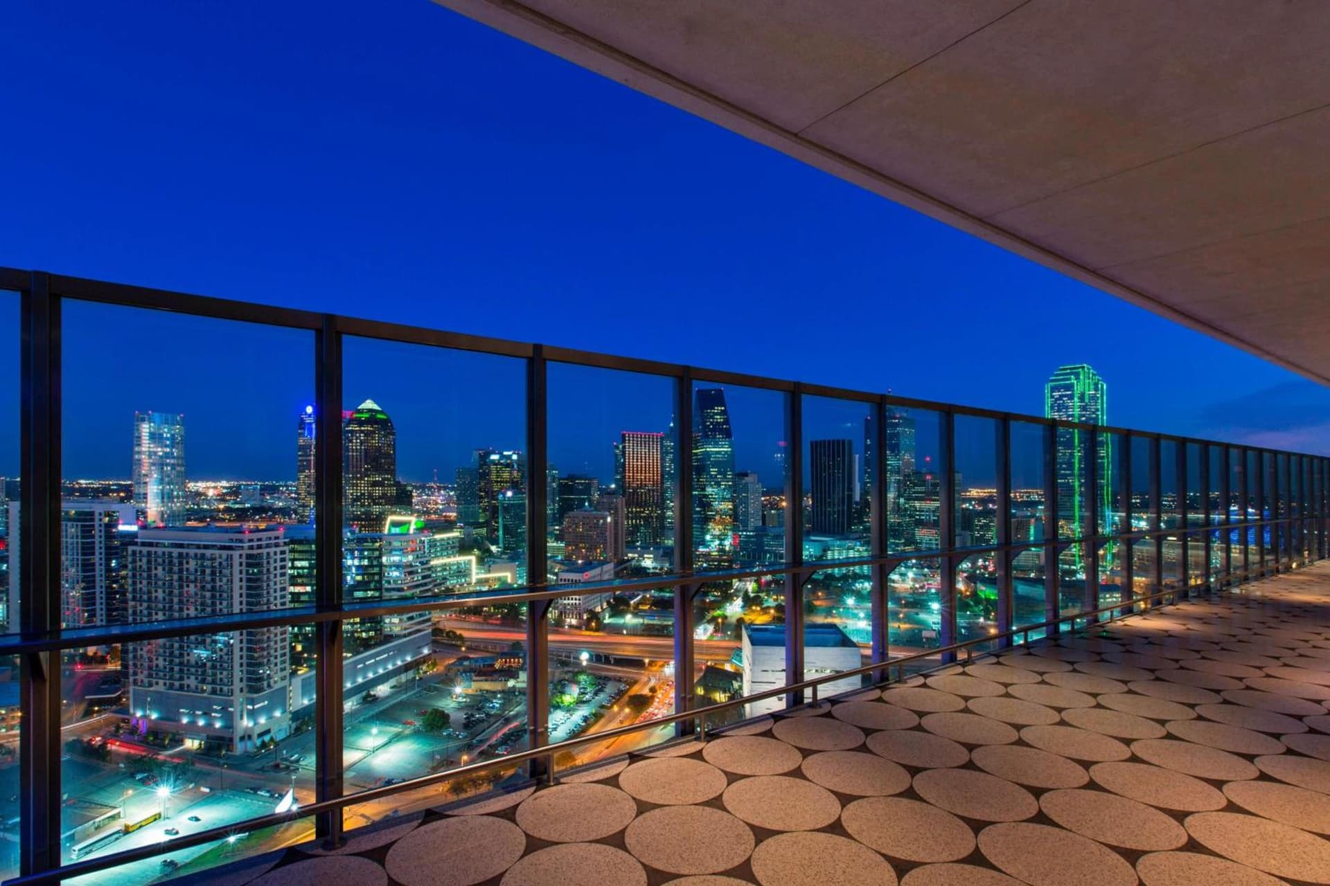 W Dallas gallery photo in Dallas, TX — image 65