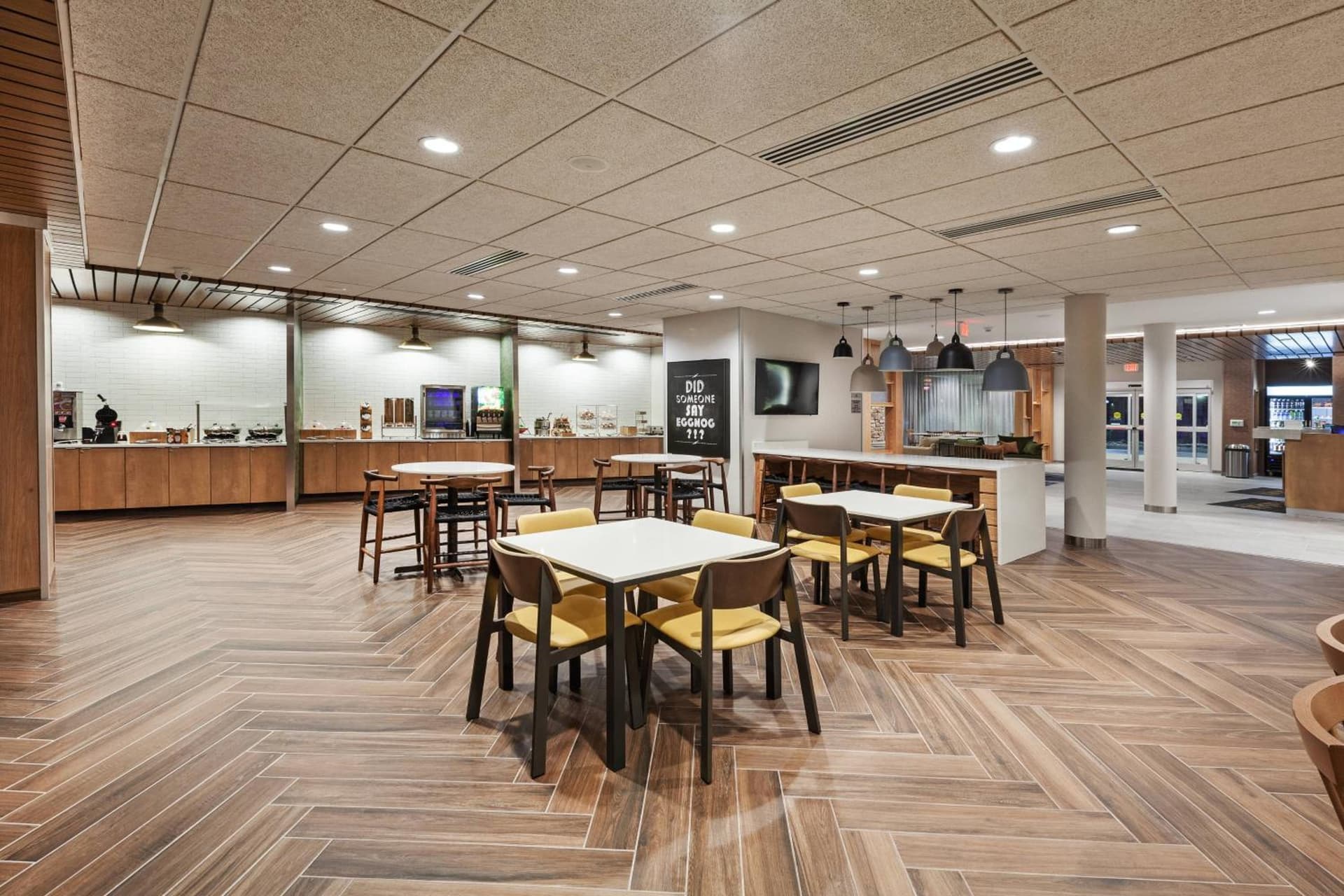 Fairfield Inn & Suites by Marriott Tulsa Catoosa interior in Catoosa, OK — gallery photo 2