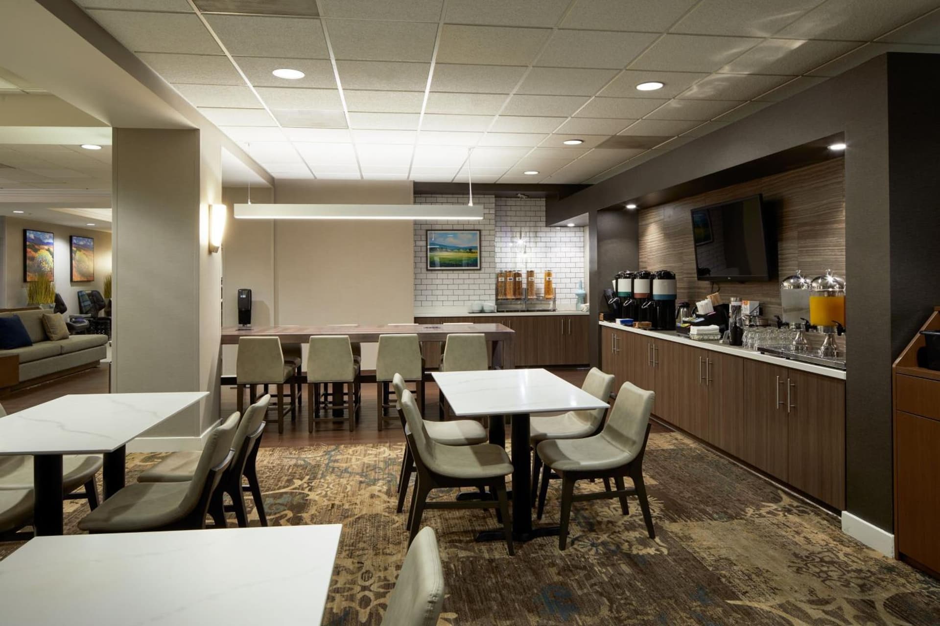 Residence Inn Los Angeles Westlake Village property views in Westlake Village, CA — gallery photo 3