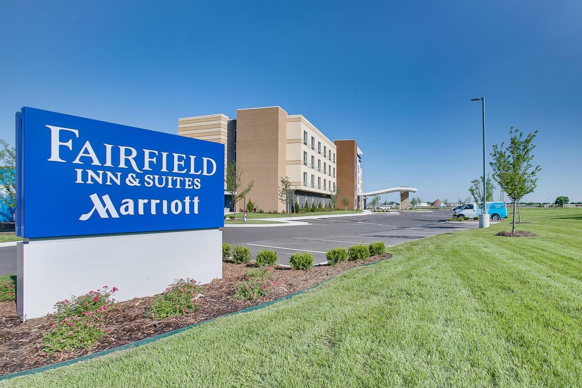 Fairfield Inn & Suites By Marriott Wichita East interior in Wichita, KS — gallery photo 2