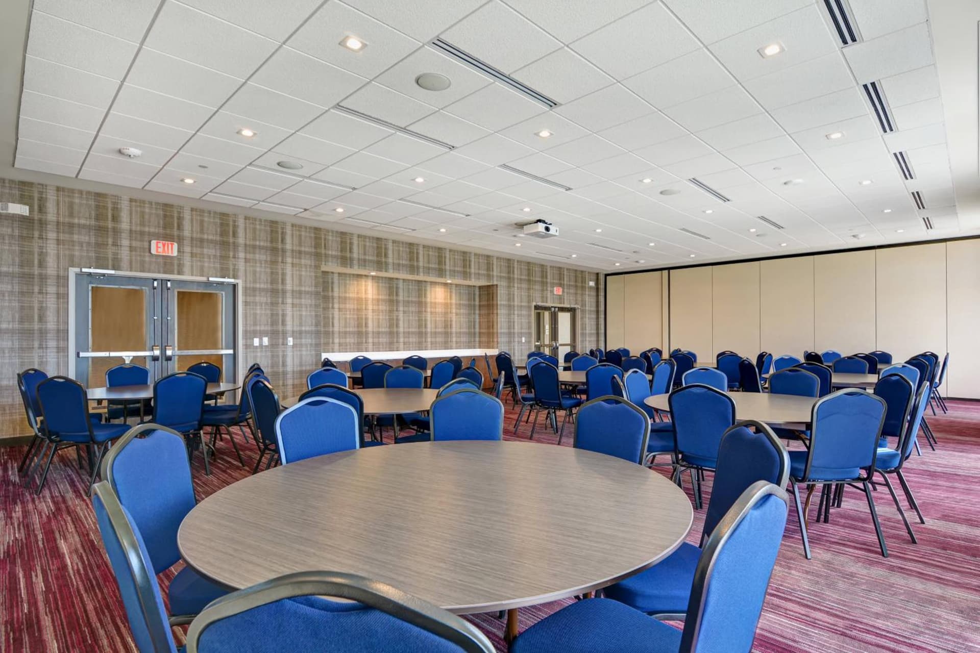 Courtyard by Marriott Bentonville Rogers Promenade property views in Rogers, AR — gallery photo 3