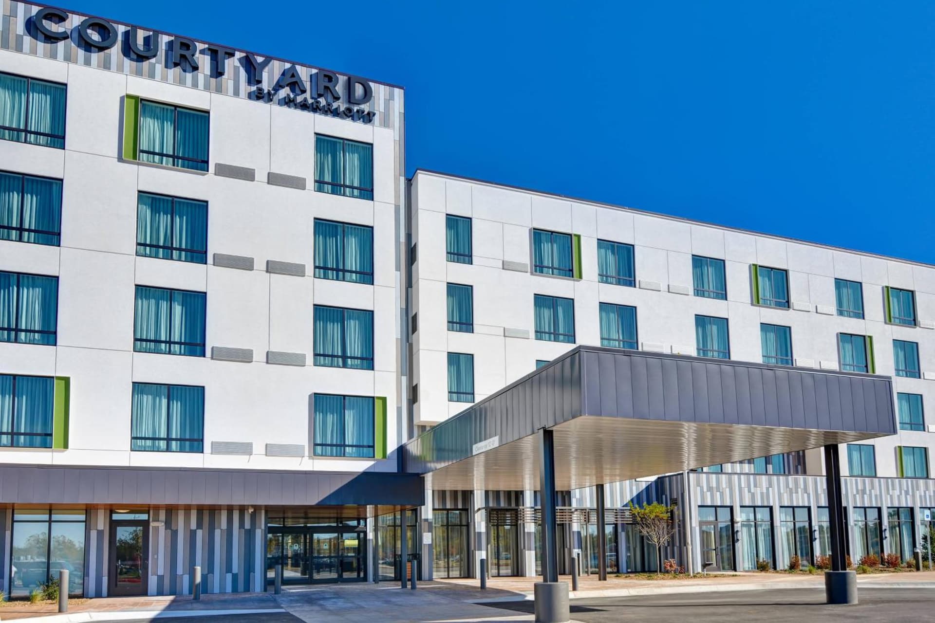 Courtyard by Marriott Bentonville Rogers Promenade interior in Rogers, AR — gallery photo 2