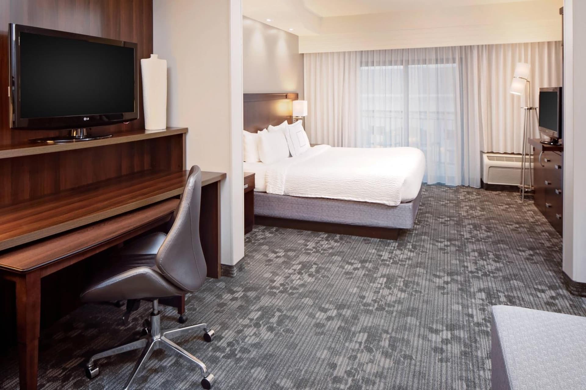 Courtyard by Marriott Houma gallery photo in Houma, LA — image 25