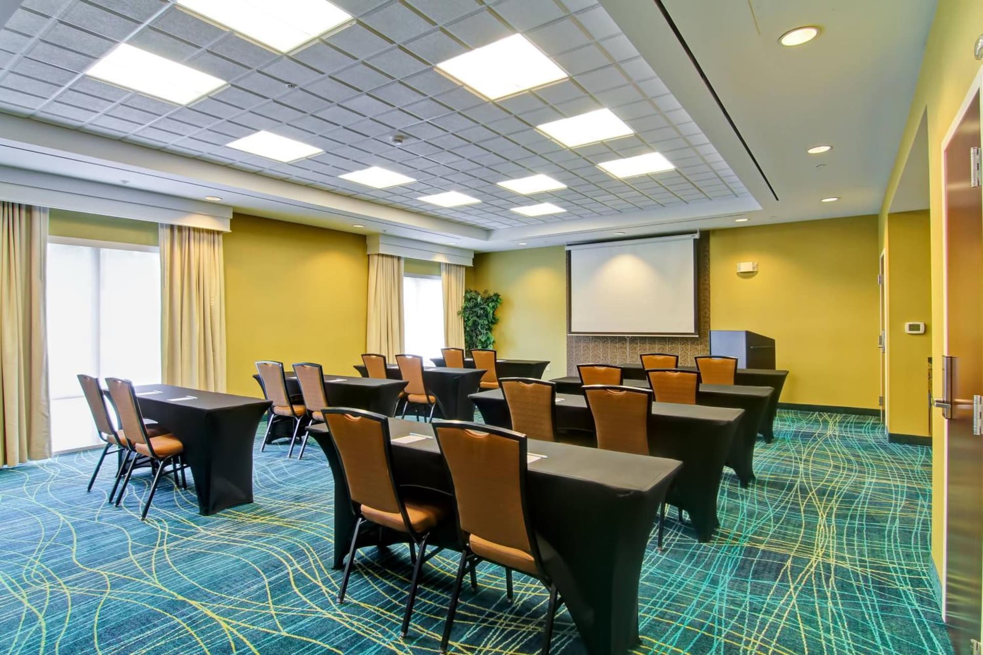 SpringHill Suites By Marriott Erie gallery photo in Erie, PA — image 11