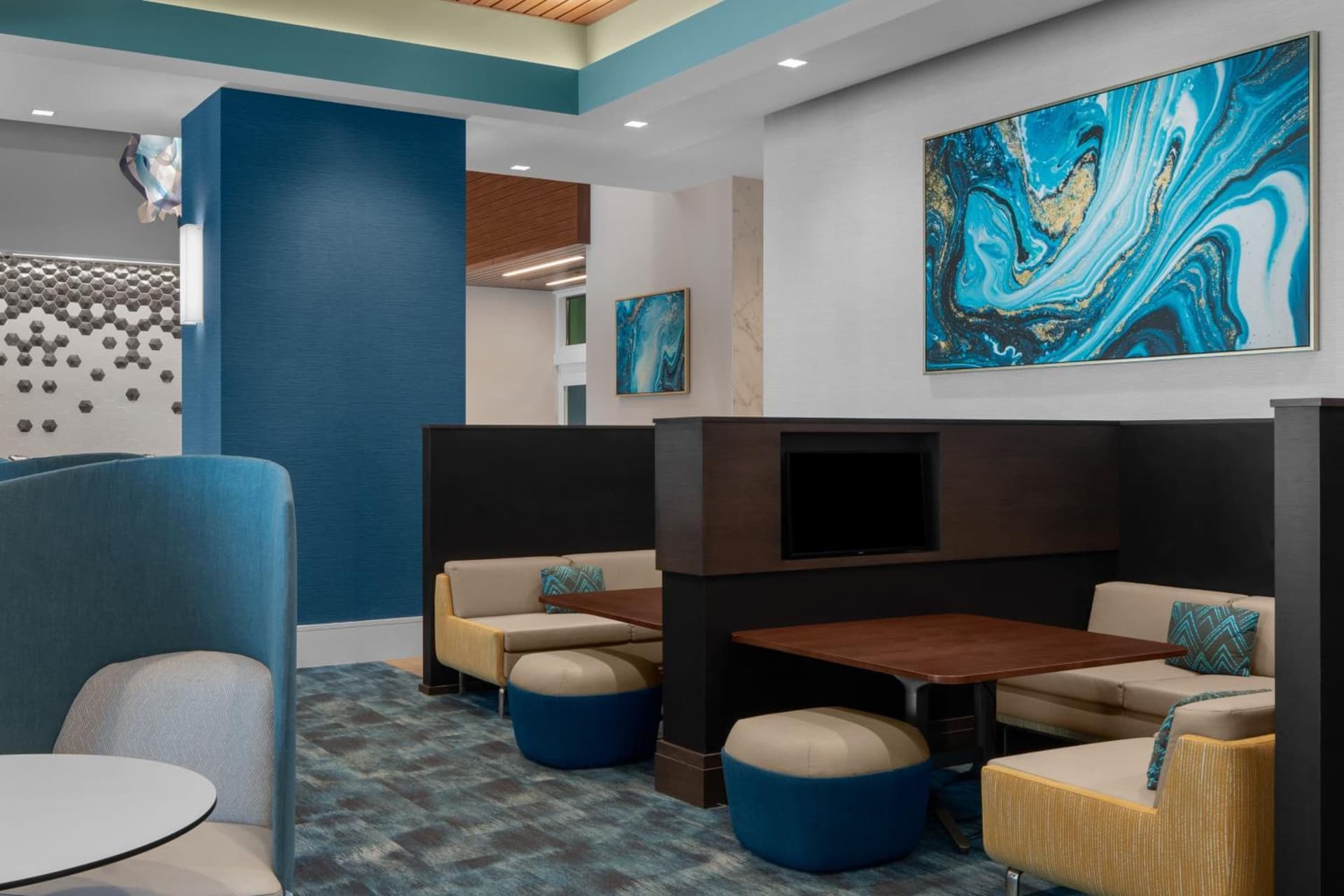 Courtyard by Marriott Myrtle Beach Oceanfront gallery photo in Myrtle Beach, SC — image 22