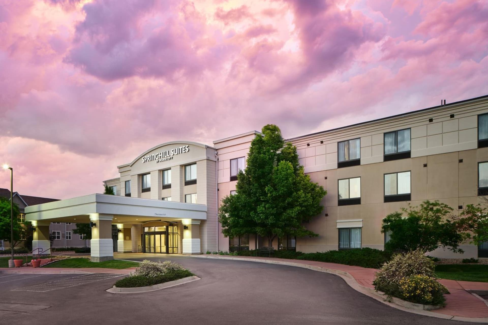 SpringHill Suites Boulder Longmont interior in Longmont, CO — gallery photo 2