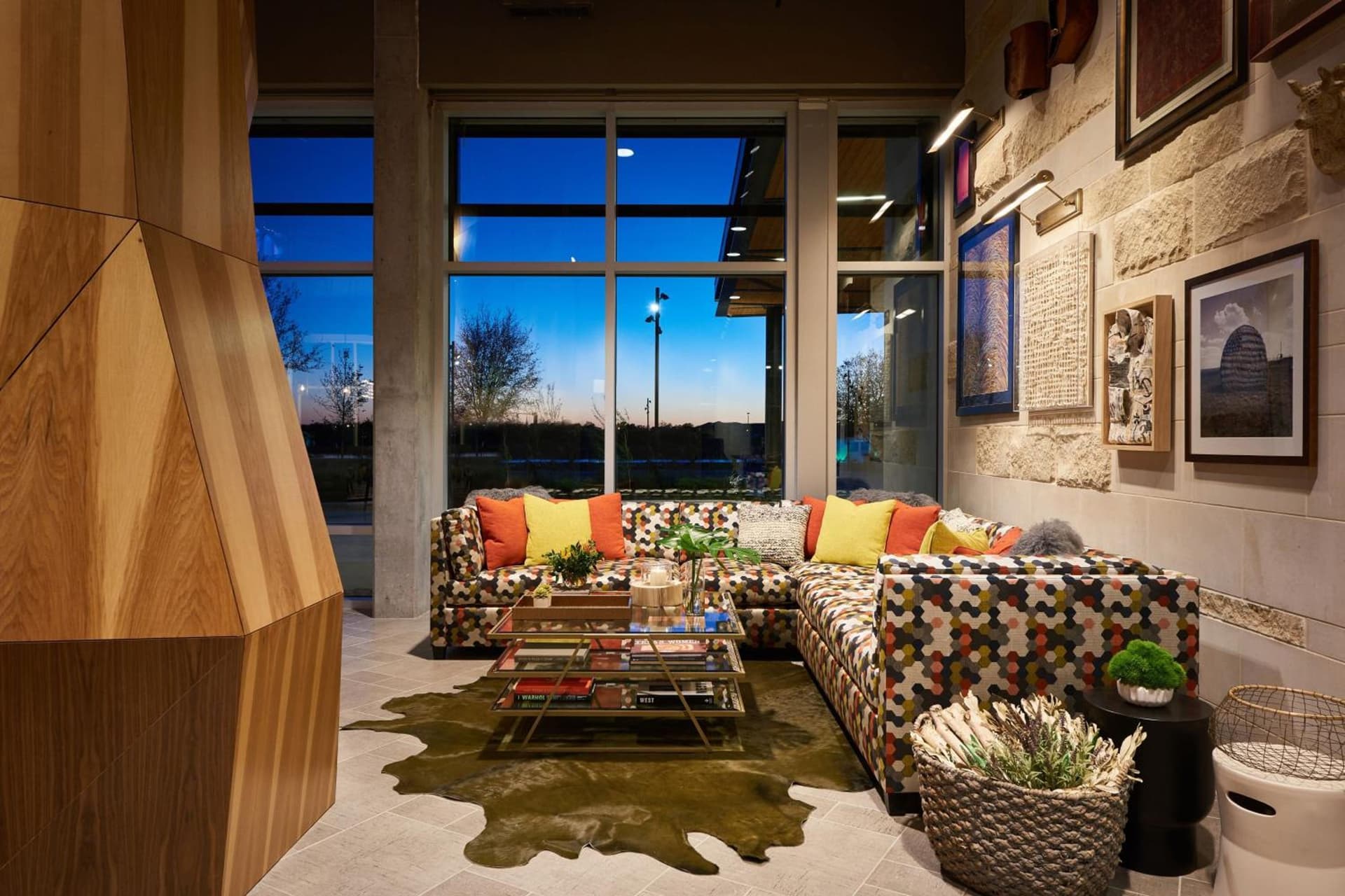 The Stella Hotel, Autograph Collection property views in Bryan, TX — gallery photo 3