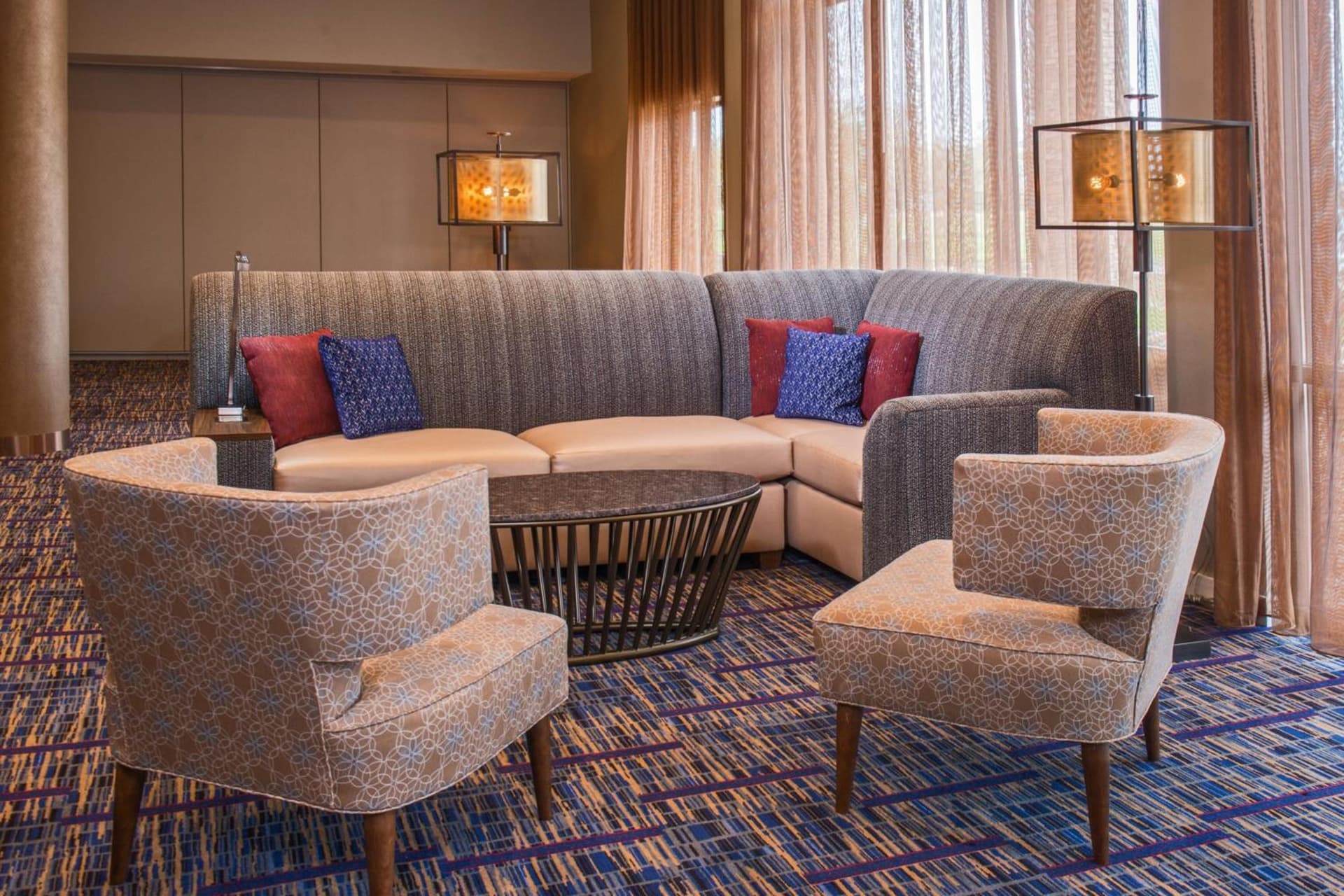 Courtyard by Marriott Shippensburg interior in Shippensburg, PA — gallery photo 2