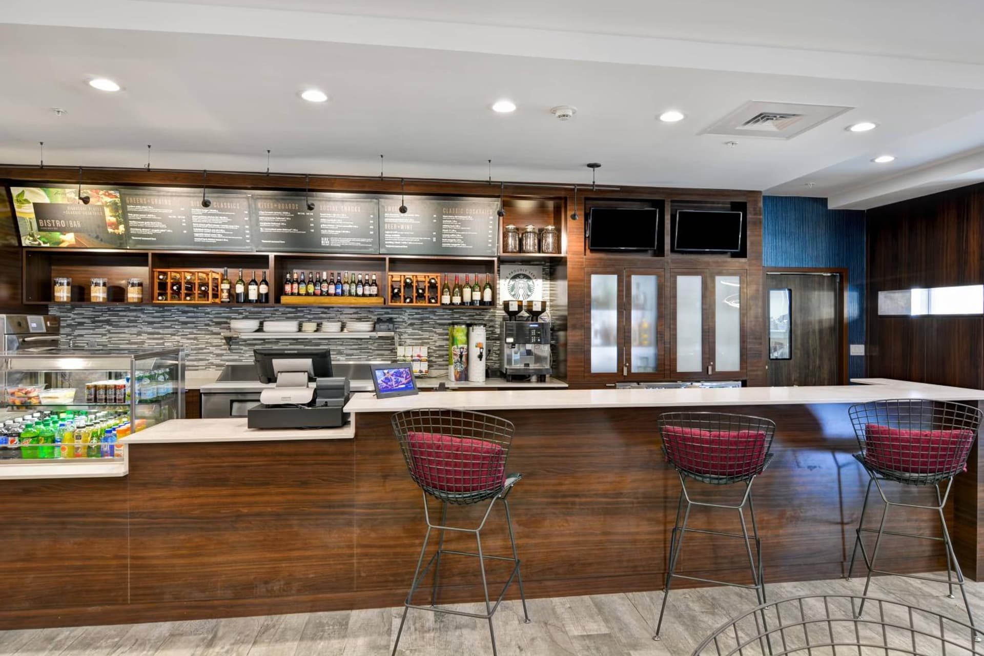 Courtyard by Marriott Long Island Islip/Courthouse Complex gallery photo in Central Islip, NY — image 16