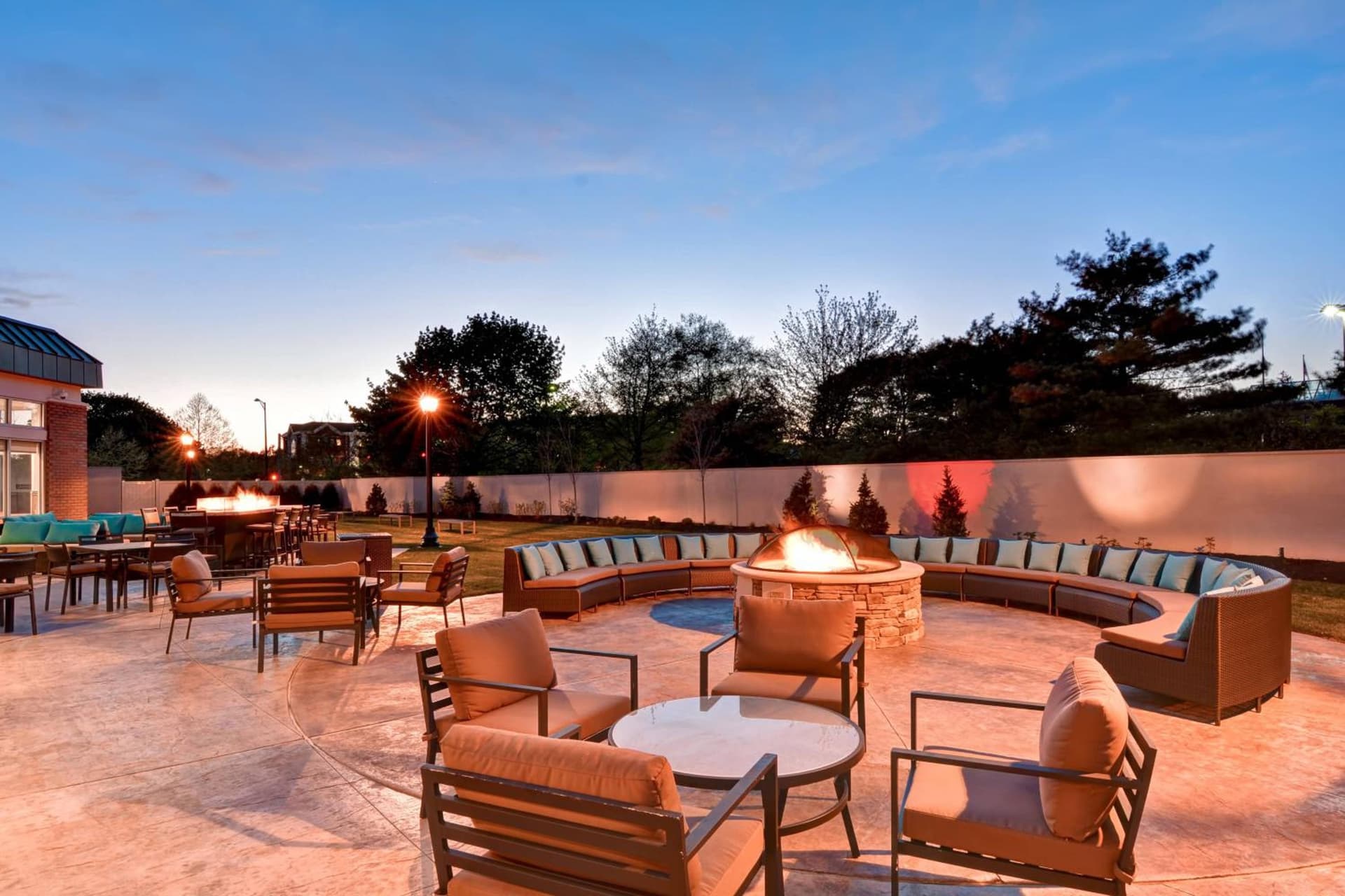Courtyard by Marriott Long Island Islip/Courthouse Complex gallery photo in Central Islip, NY — image 19