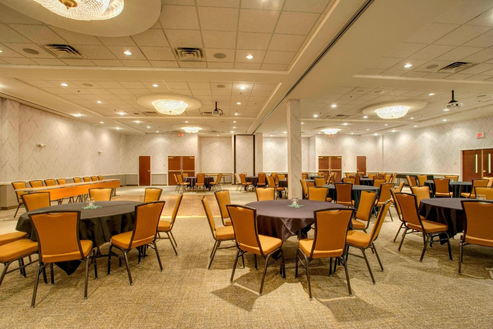 Springhill Suites by Marriott Lawrence gallery photo in Lawrence, KS — image 4