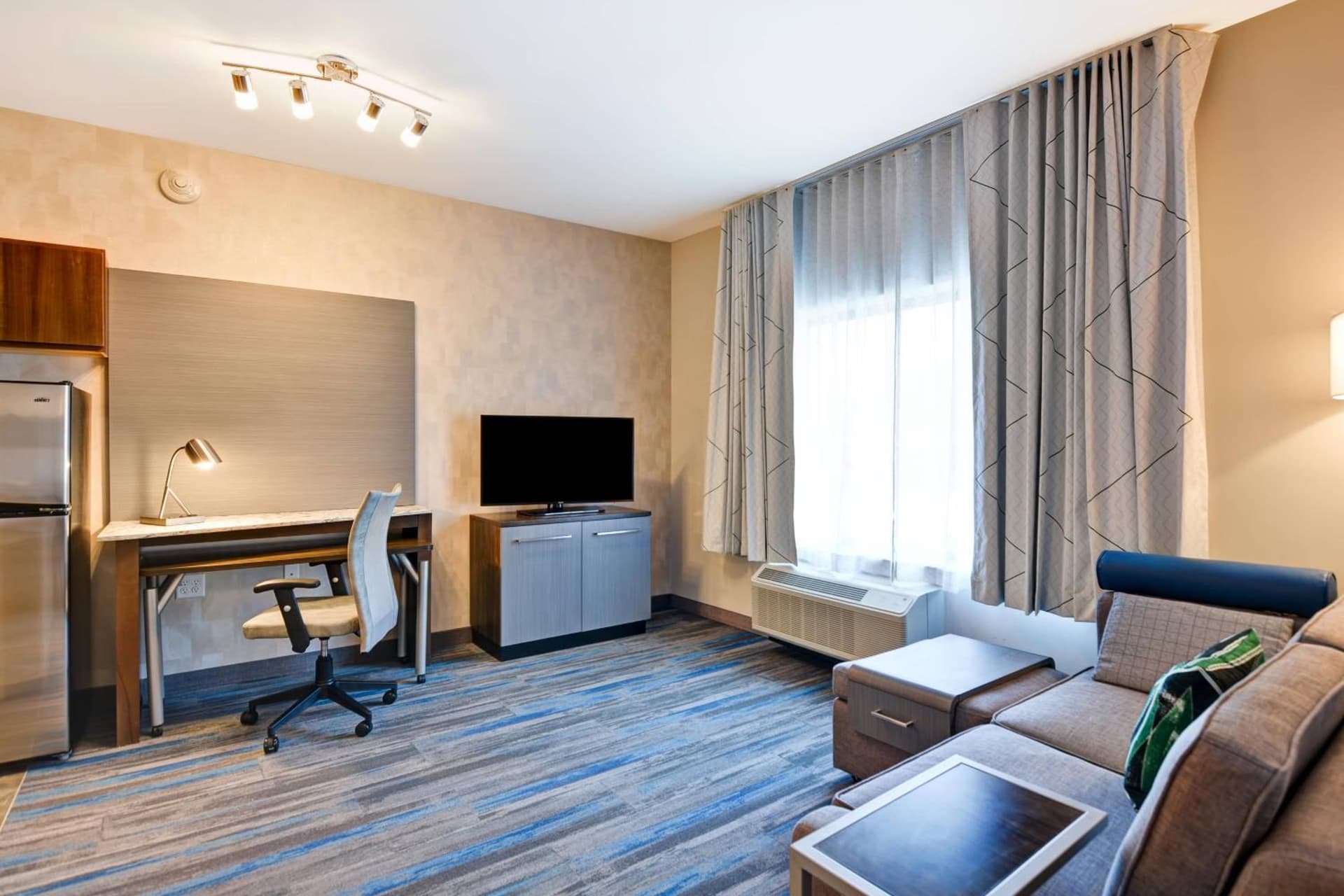 TownePlace Suites by Marriott Bridgewater Branchburg gallery photo in Branchburg Park, NJ — image 25