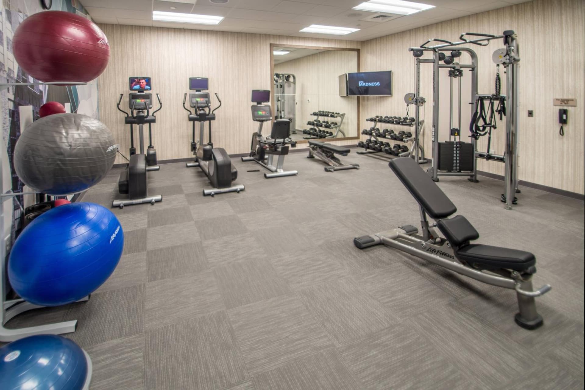 SpringHill Suites by Marriott Fayetteville Fort Bragg gallery photo in Fayetteville, NC — image 15