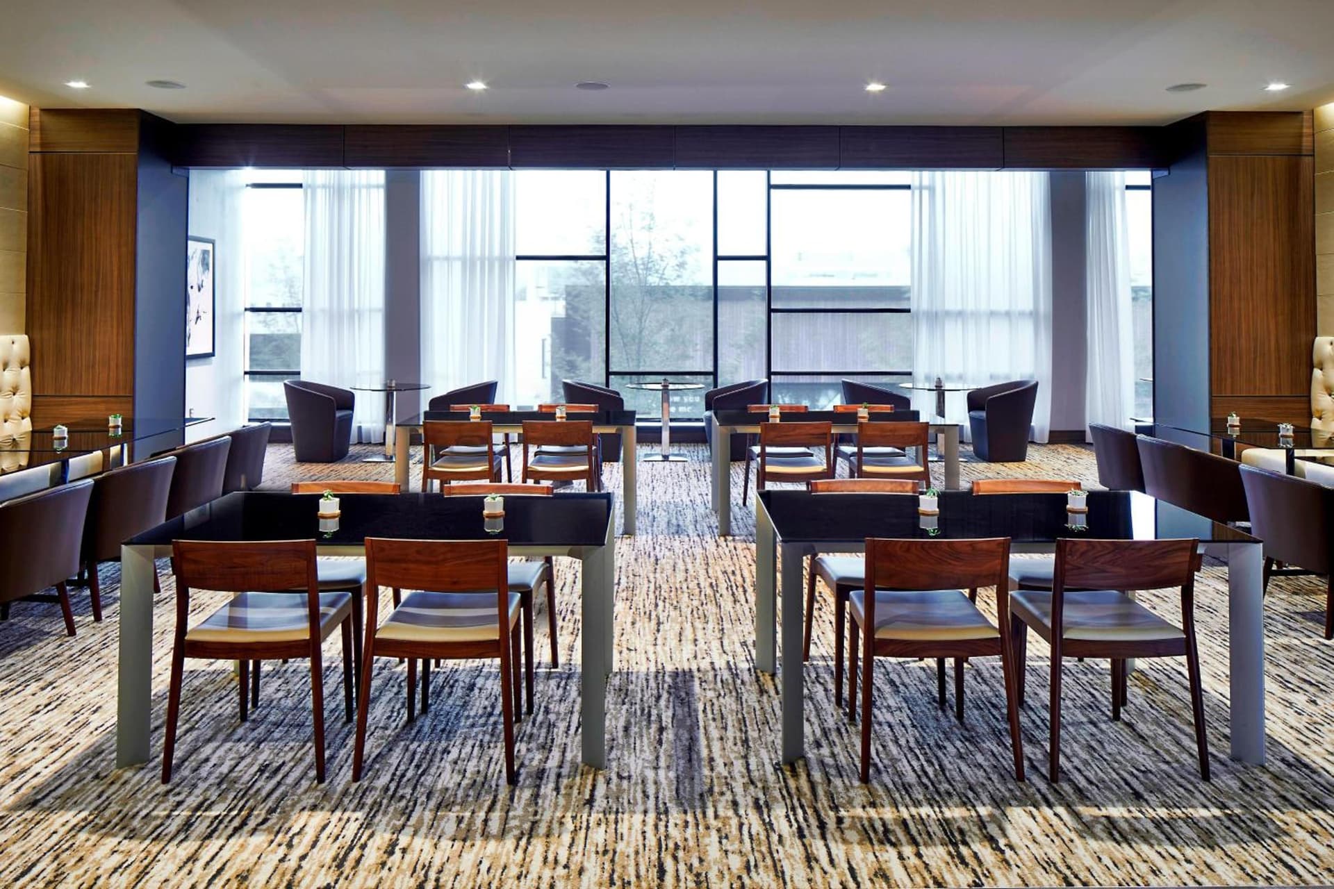 AC Hotel by Marriott Cleveland Beachwood interior in Beachwood, OH — gallery photo 2