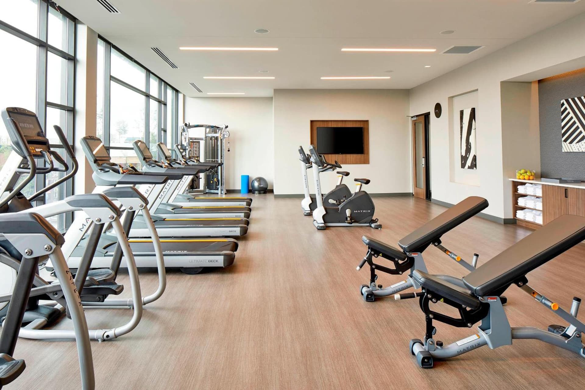 AC Hotel by Marriott Cleveland Beachwood gallery photo in Beachwood, OH — image 32