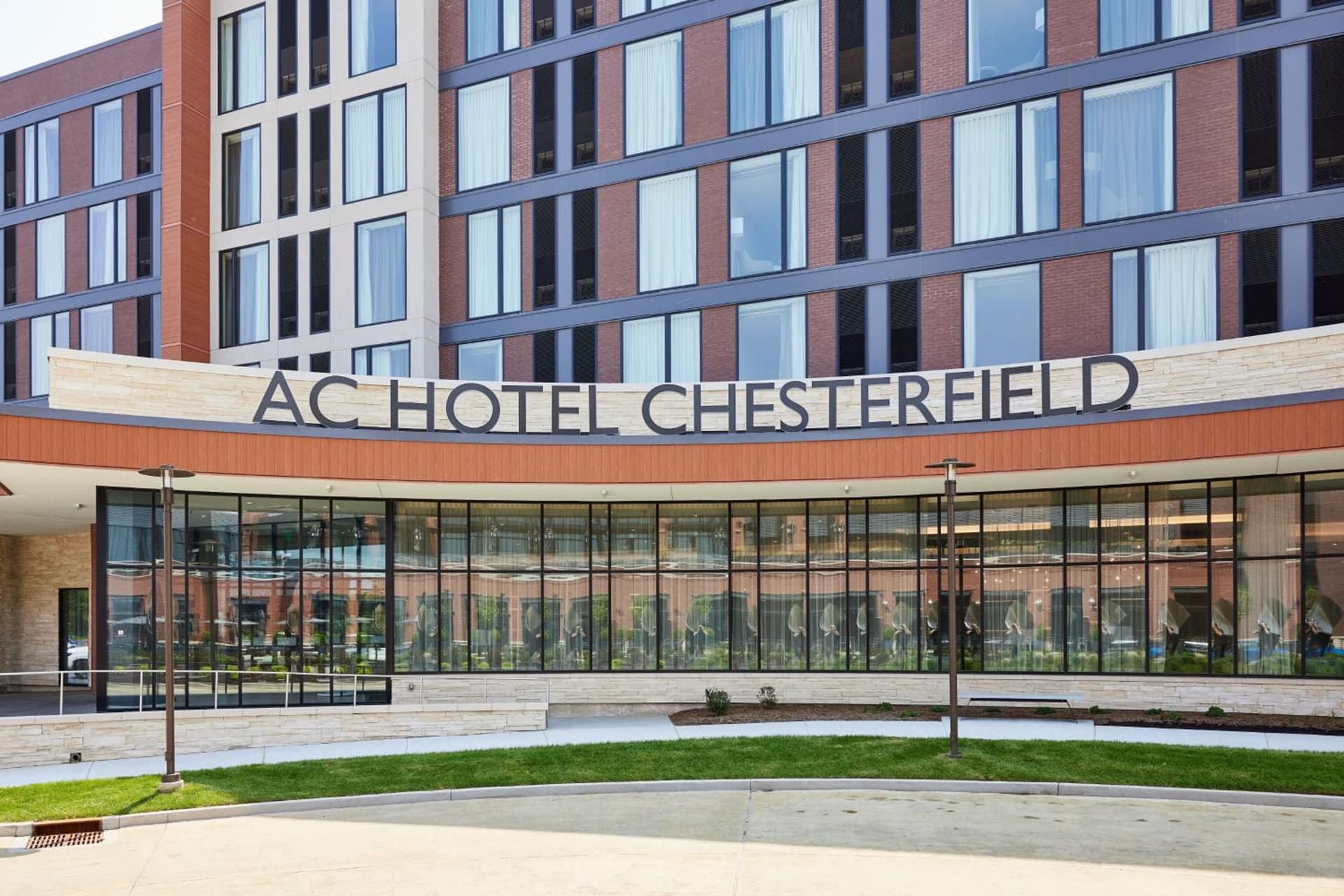 AC Hotel by Marriott St Louis Chesterfield interior in Chesterfield, MO — gallery photo 2