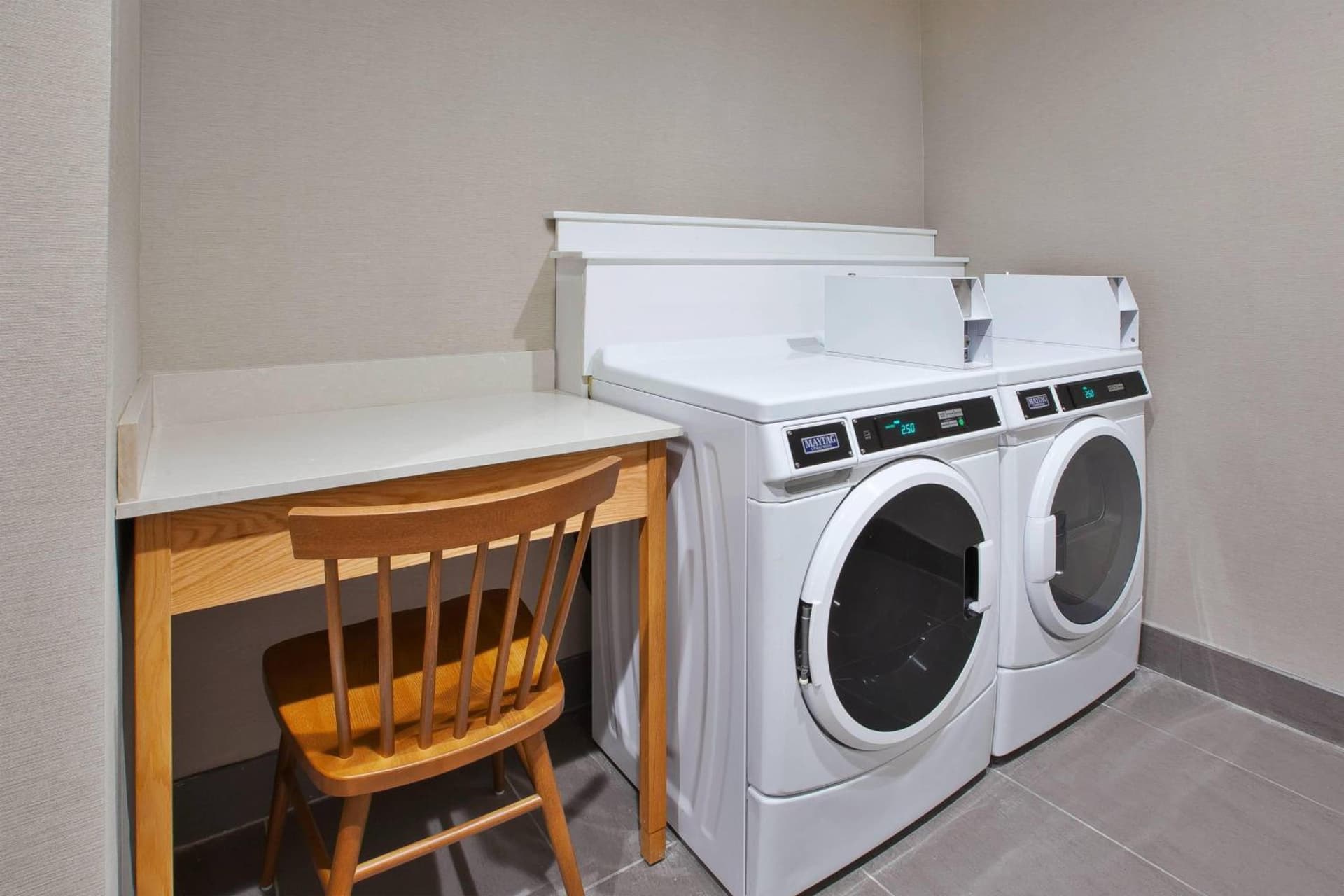 Fairfield Inn & Suites by Marriott Flint Grand Blanc gallery photo in Grand Blanc, MI — image 21