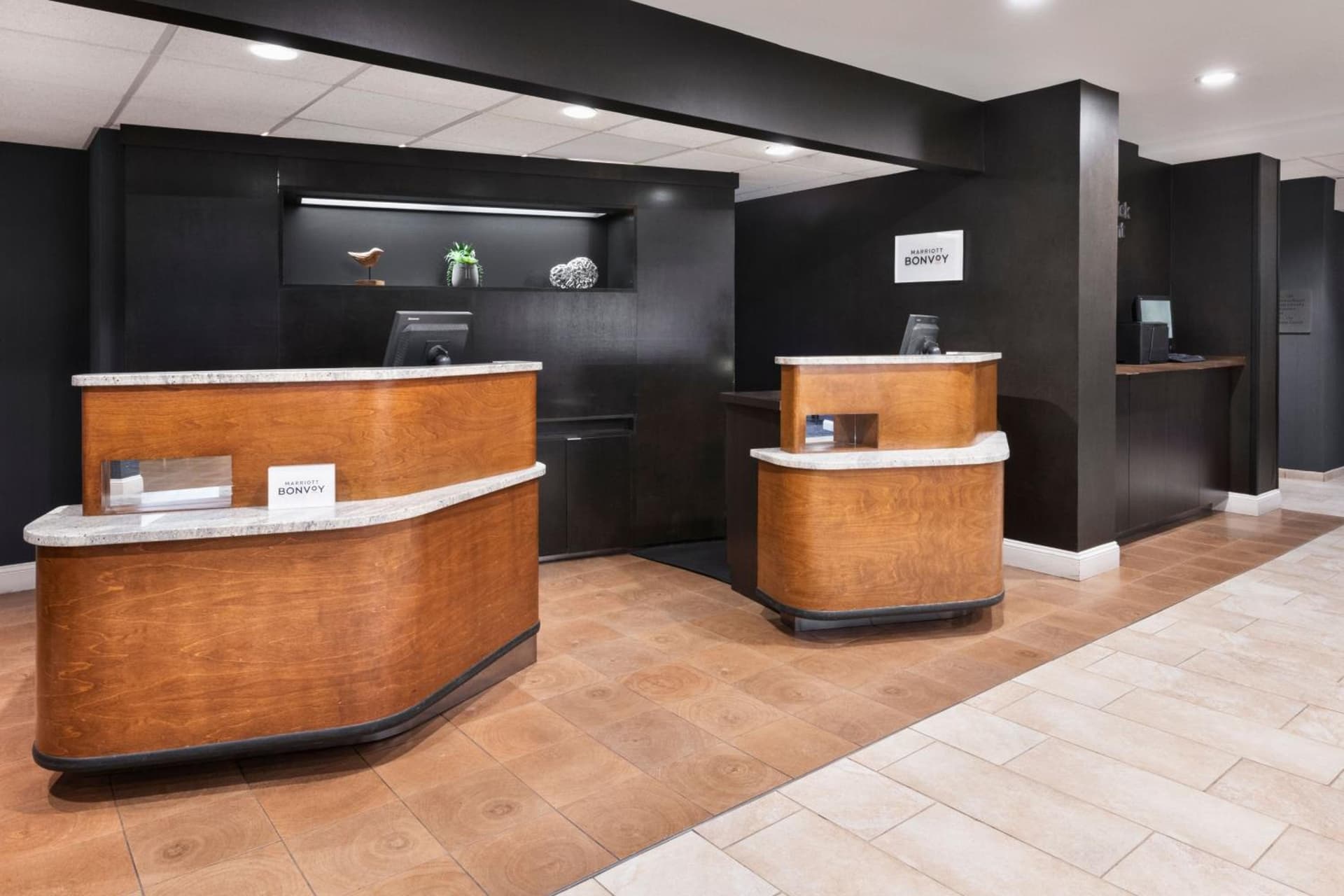 Courtyard by Marriott Burlington property views in Burlington, NC — gallery photo 3