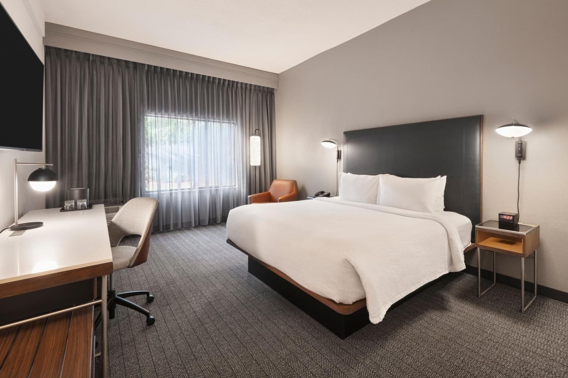 Courtyard by Marriott Burlington gallery photo in Burlington, NC — image 9