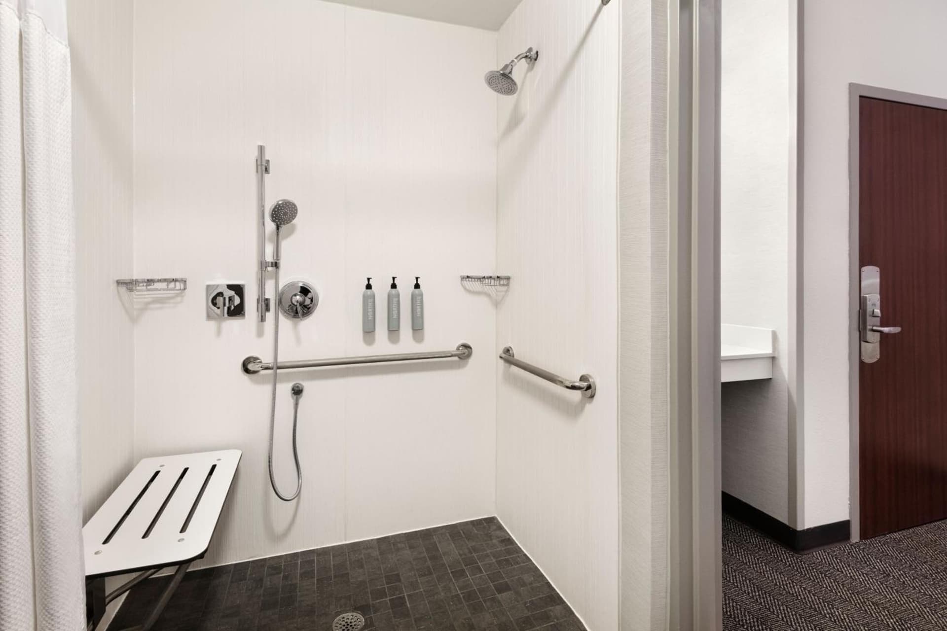Courtyard by Marriott Burlington gallery photo in Burlington, NC — image 13