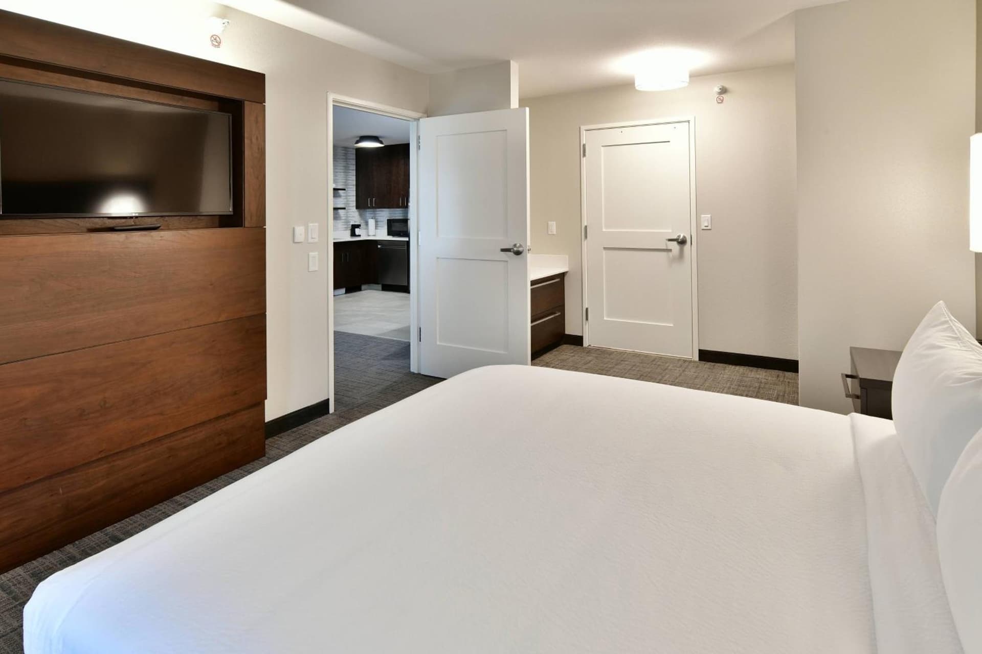Residence Inn by Marriott Eau Claire gallery photo in Eau Claire, WI — image 42
