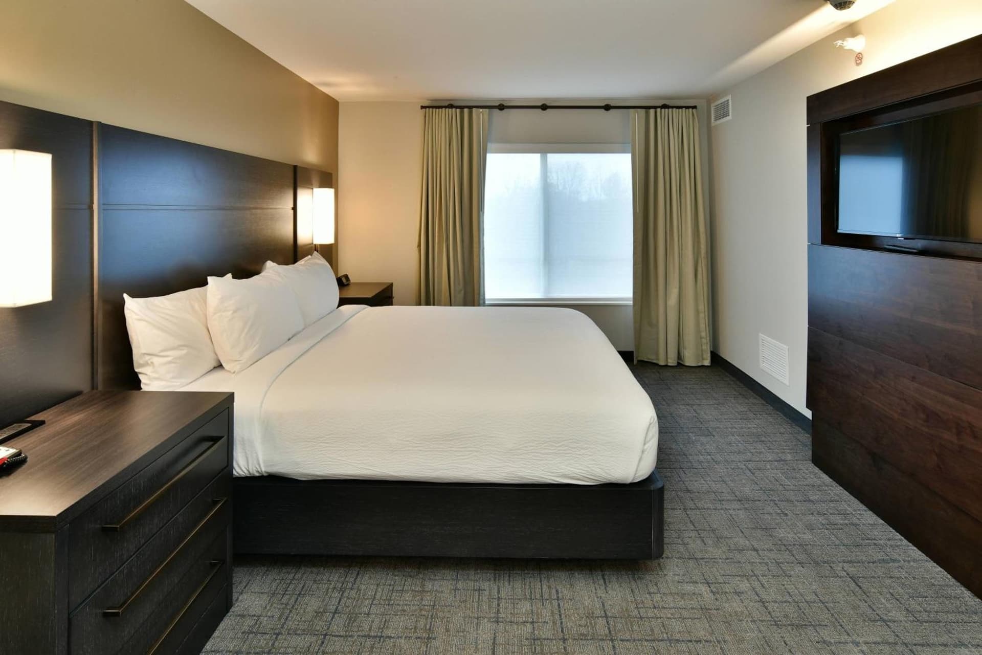 Residence Inn by Marriott Eau Claire gallery photo in Eau Claire, WI — image 25