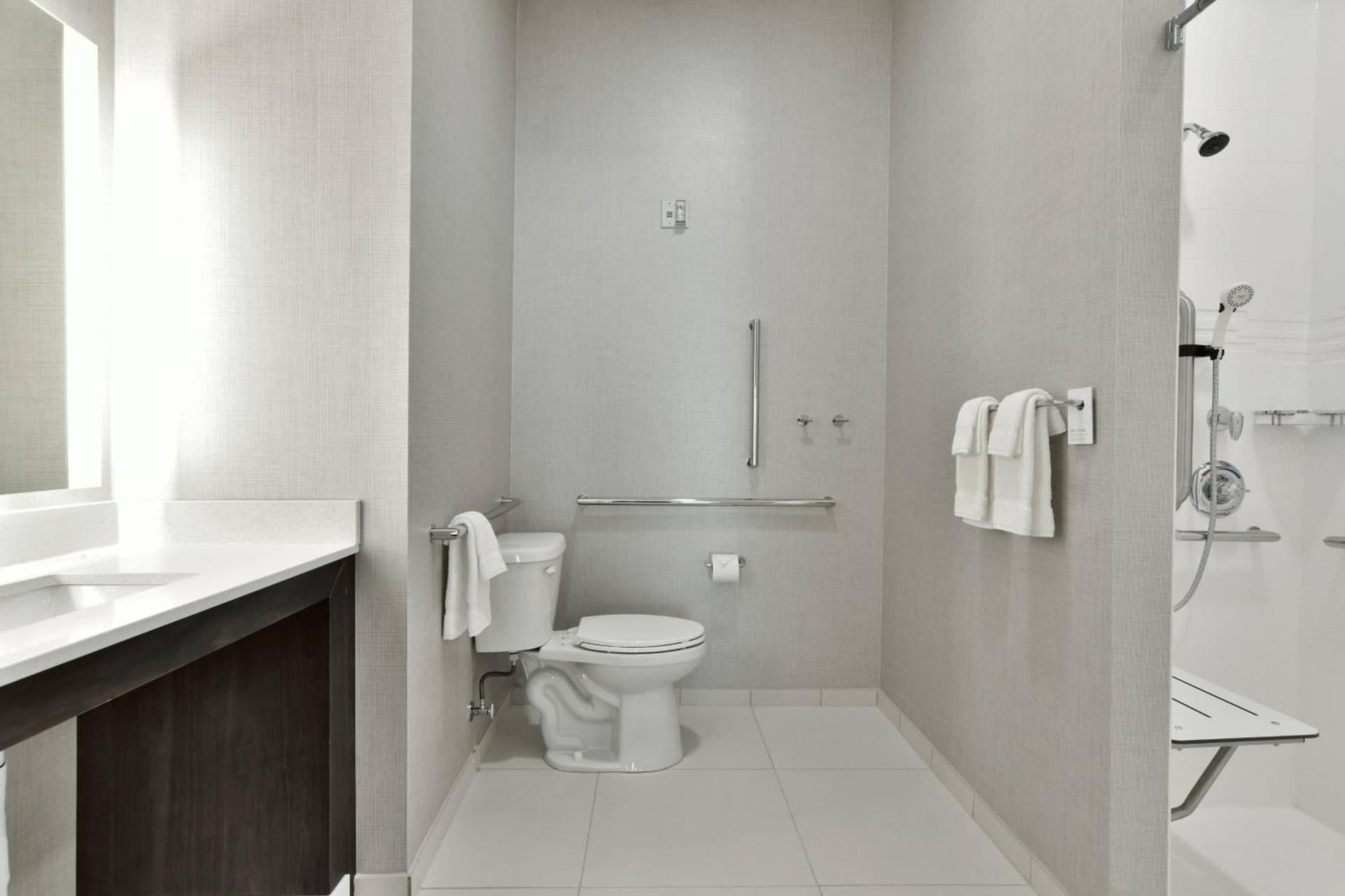Residence Inn by Marriott Eau Claire gallery photo in Eau Claire, WI — image 15