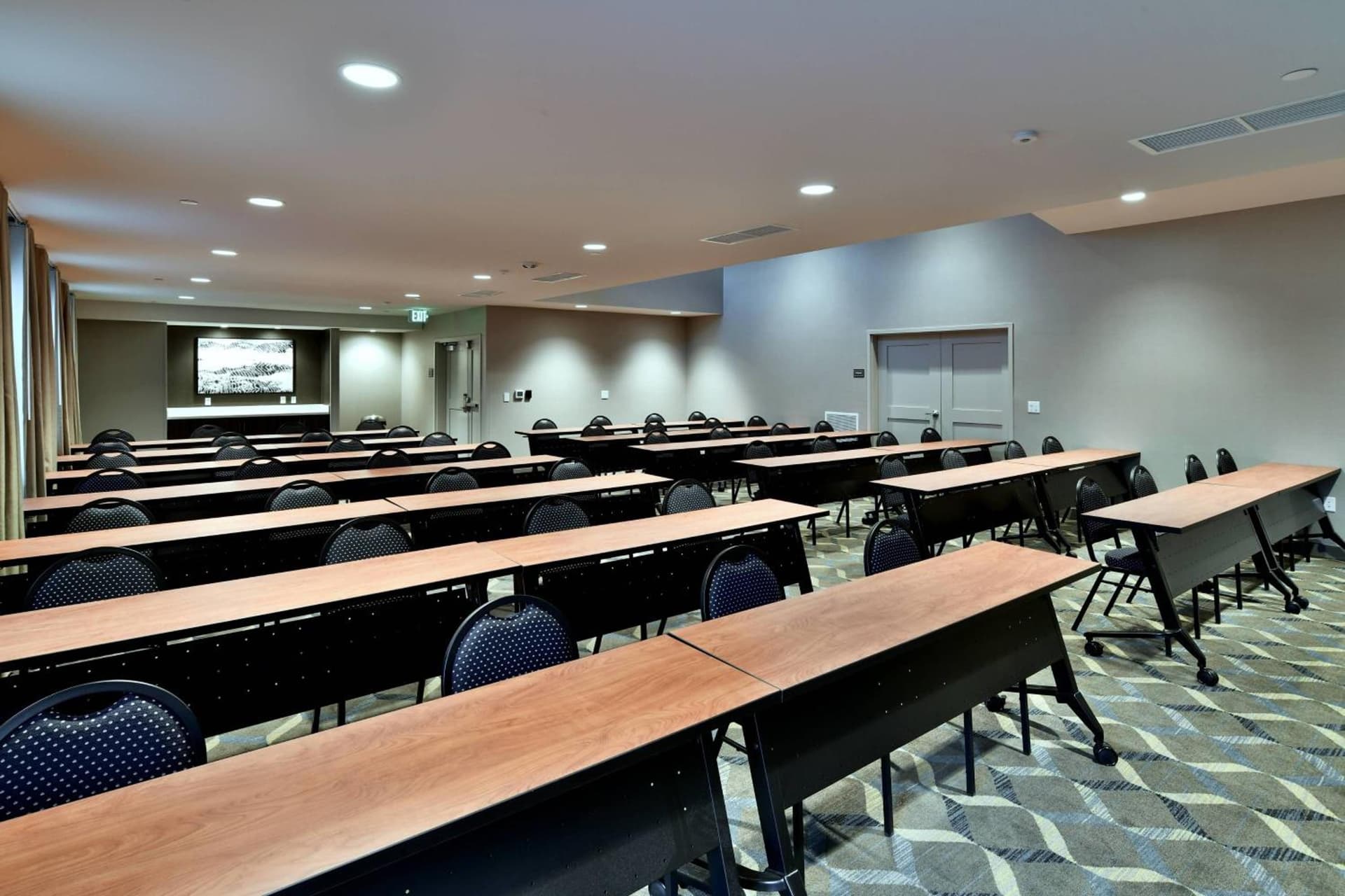 Residence Inn by Marriott Eau Claire interior in Eau Claire, WI — gallery photo 2