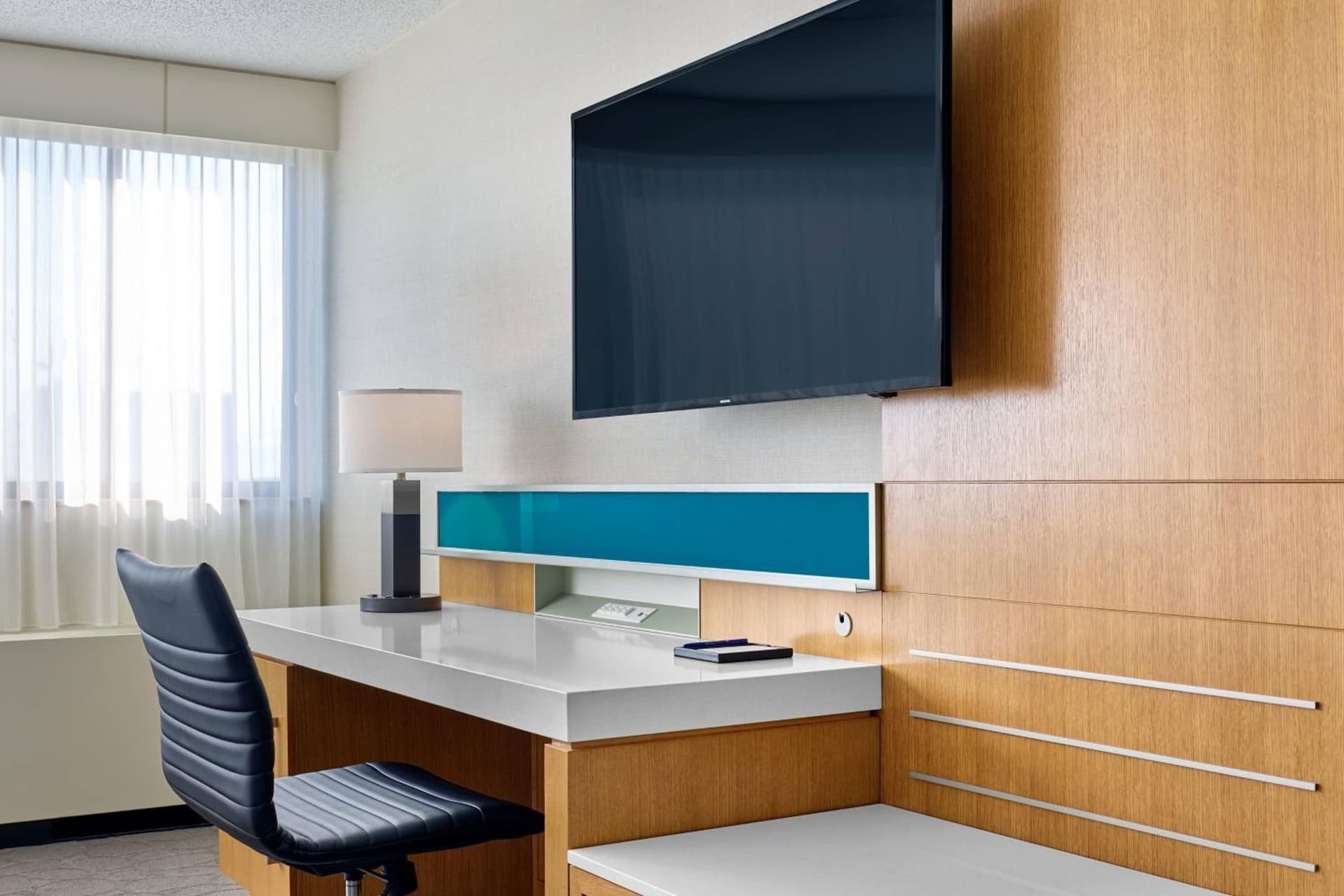 Delta Hotels by Marriott Muskegon Convention Center gallery photo in Muskegon, MI — image 21