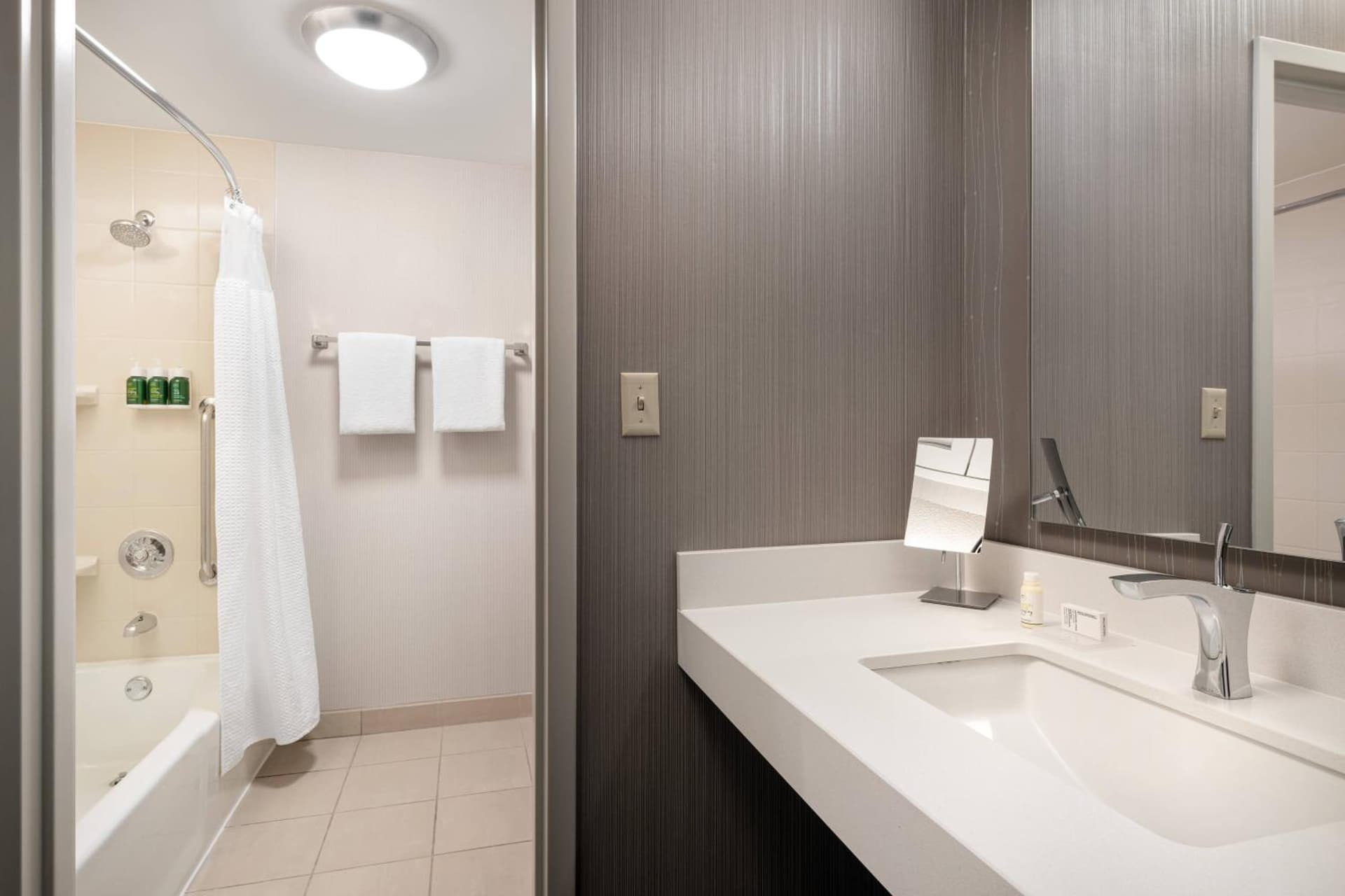 Courtyard by Marriott Boulder gallery photo in Boulder, CO — image 11