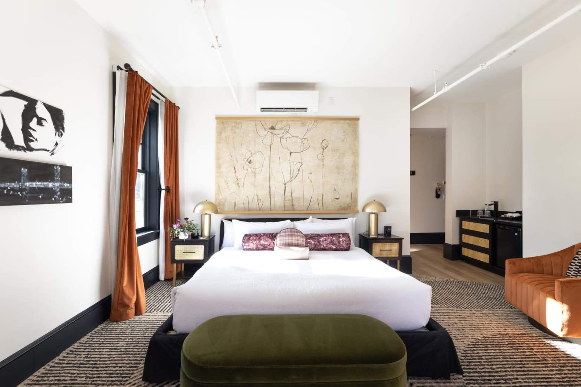 Hotel Thaxter gallery photo in Portsmouth, NH — image 126