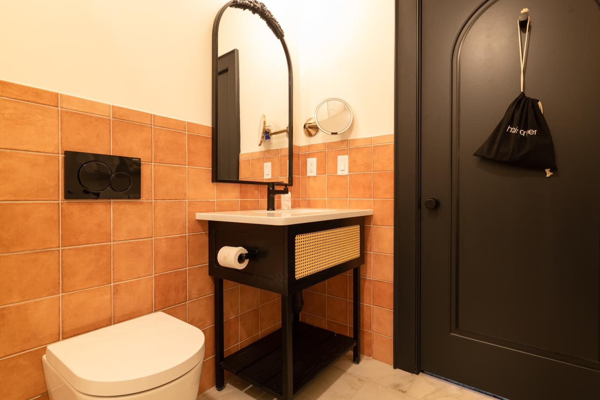Hotel Thaxter gallery photo in Portsmouth, NH — image 117