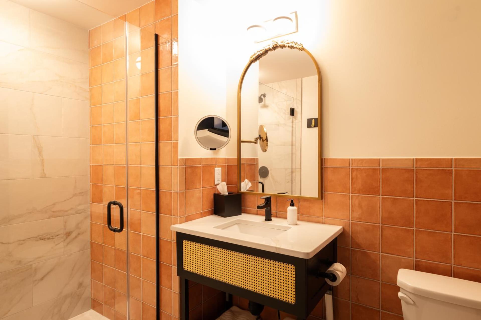 Hotel Thaxter gallery photo in Portsmouth, NH — image 123