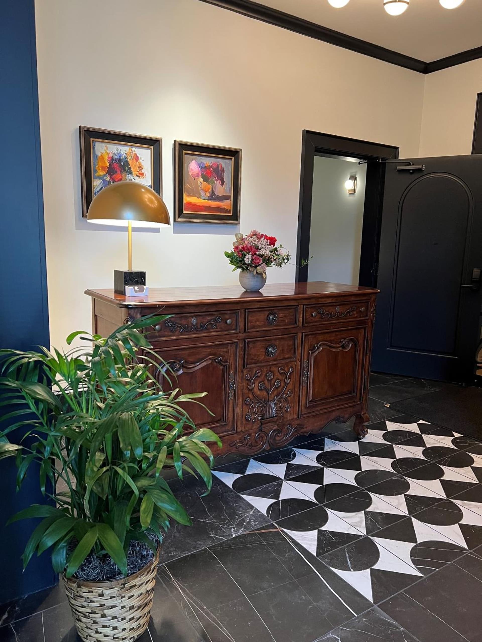 Hotel Thaxter gallery photo in Portsmouth, NH — image 90