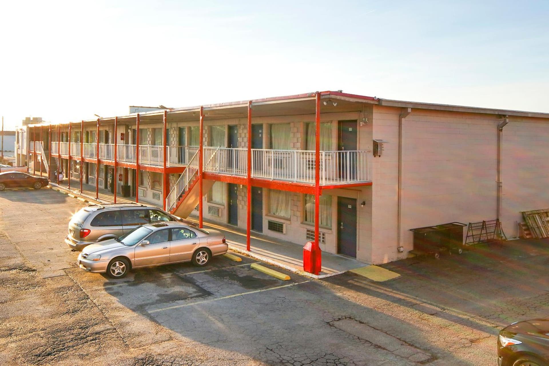 Hotel Petersburg VA I-95 & E Washington St property views in Petersburg, VA — gallery photo 3