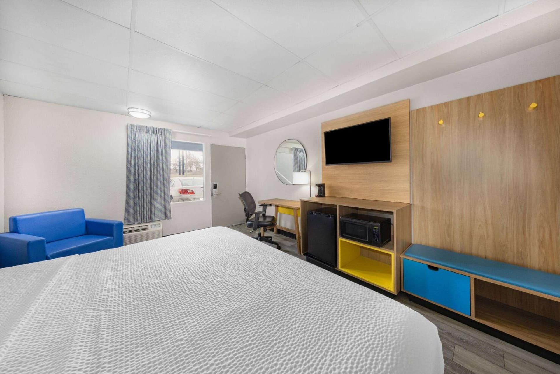 Days Inn by Wyndham Fredericksburg North gallery photo in Fredericksburg, VA — image 9