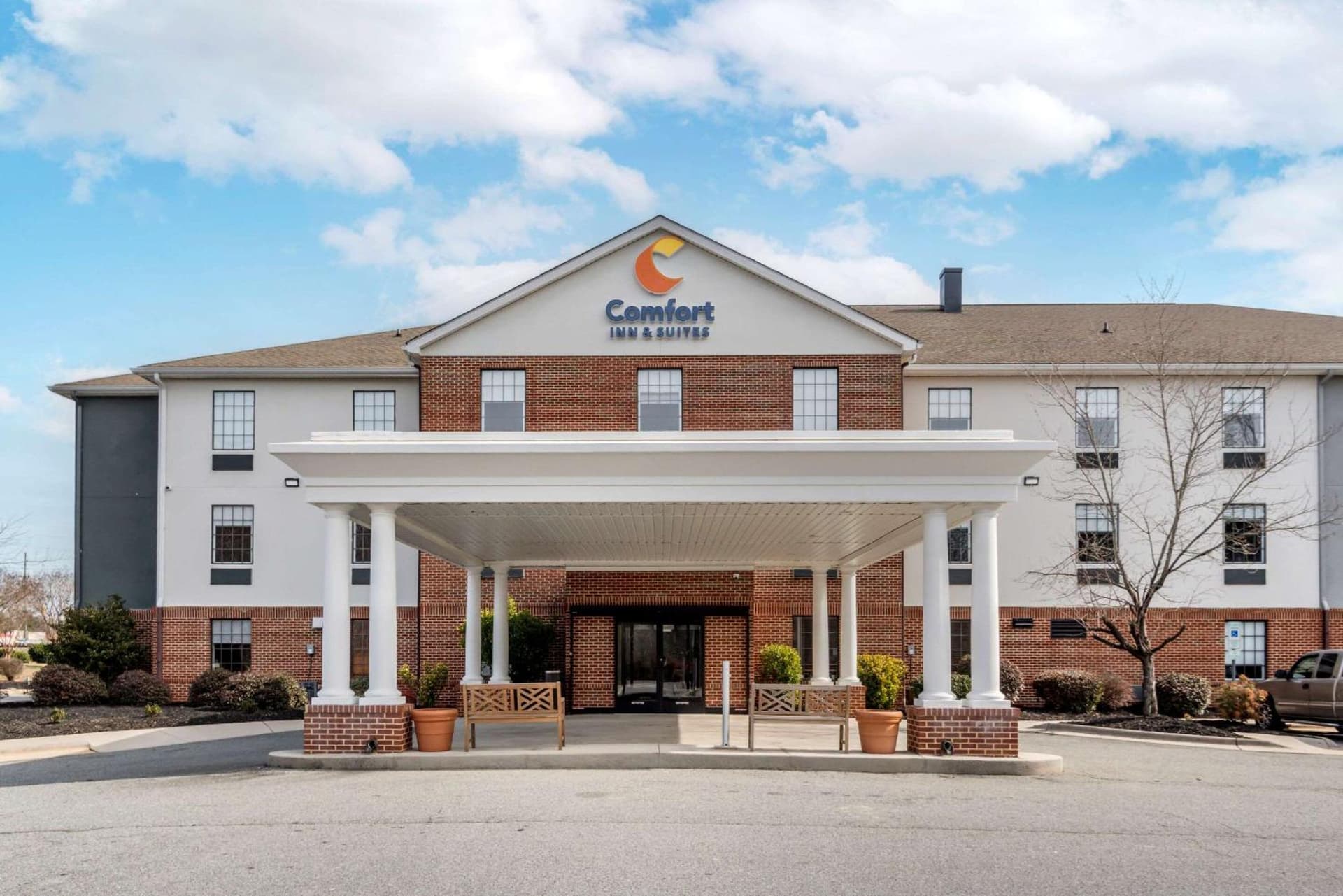 Comfort Inn & Suites Lexington South interior in Lexington, NC — gallery photo 2