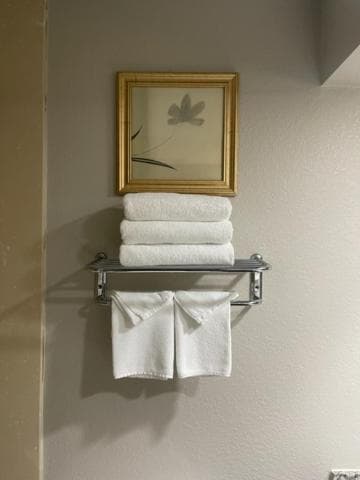 Days Inn by Wyndham Fayetteville-South/I-95 Exit 49 gallery photo in Fayetteville, NC — image 4