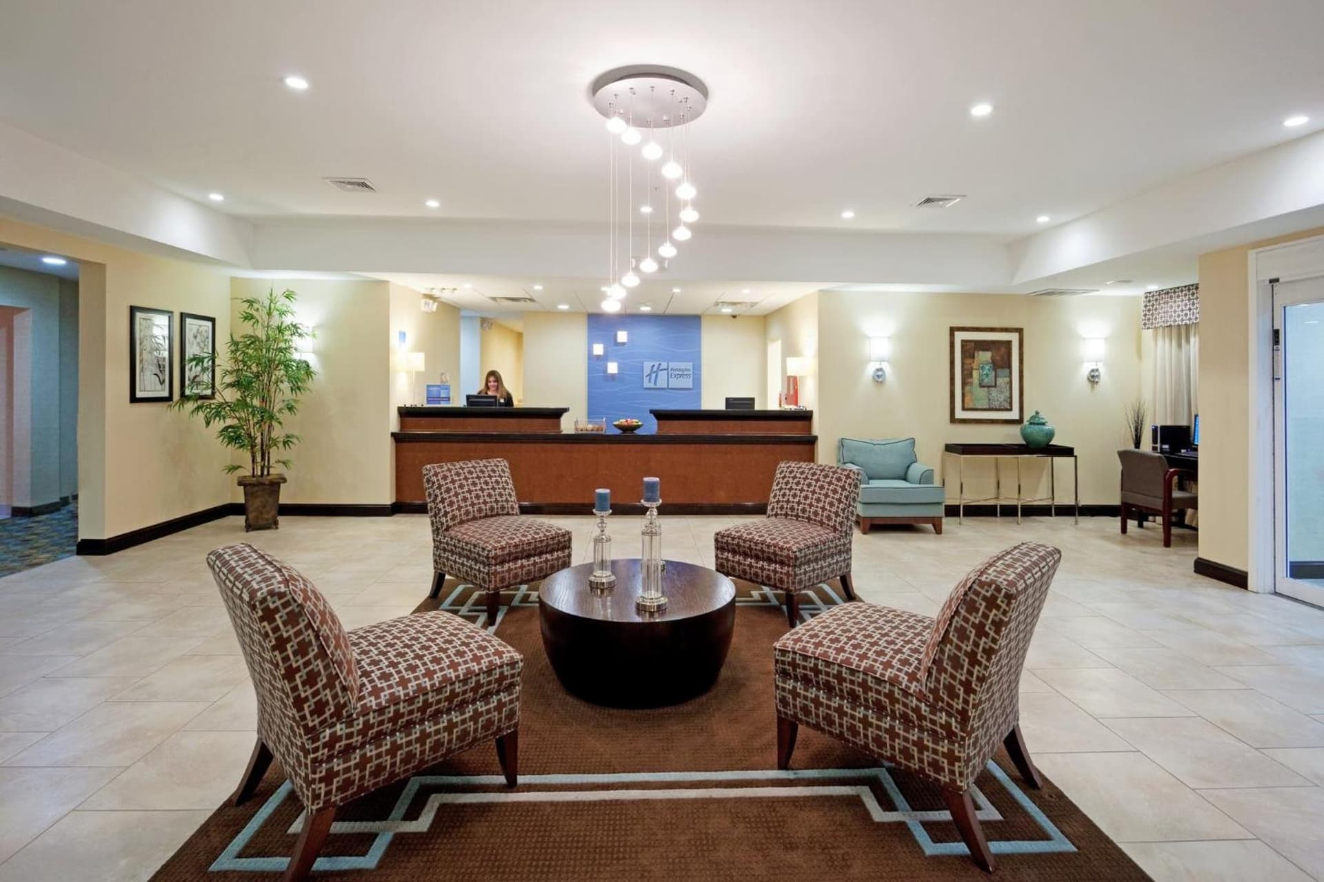 Holiday Inn Express and Suites Meriden by IHG property views in Meriden, CT — gallery photo 3