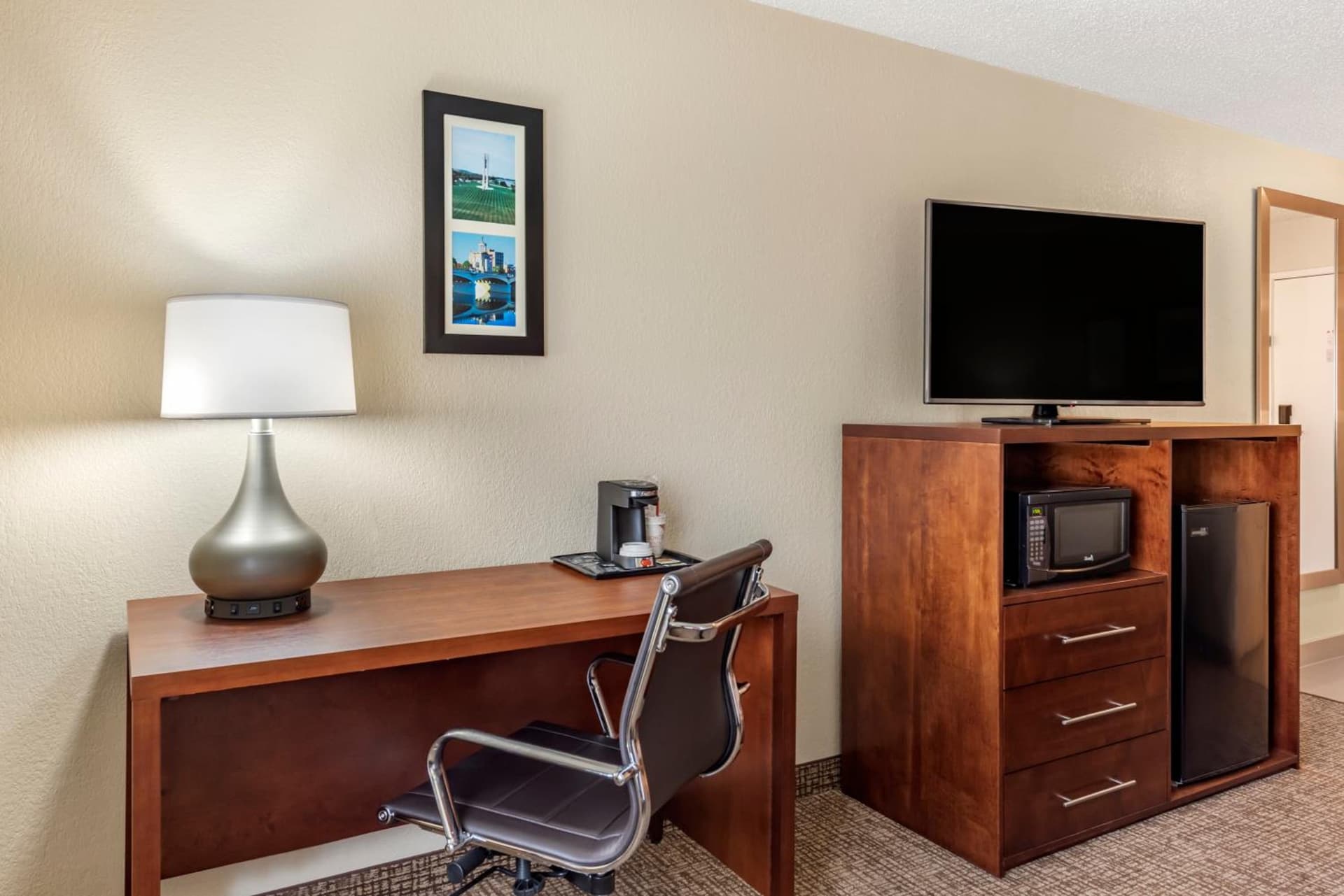 Comfort Inn & Suites Middletown - Franklin gallery photo in Middletown, OH — image 20