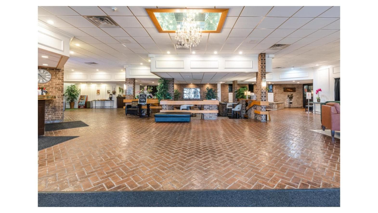 Altoona Grand Hotel property views in Altoona, PA — gallery photo 3