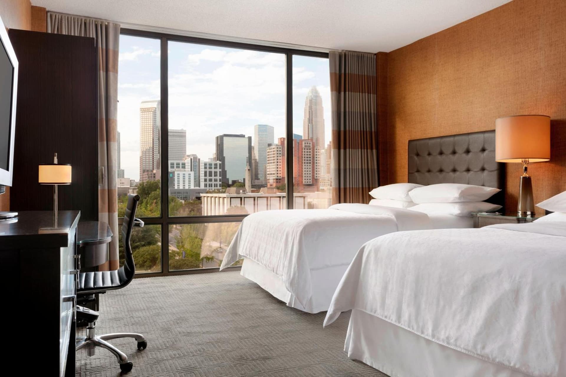 Sheraton Charlotte Hotel gallery photo in Charlotte, NC — image 20