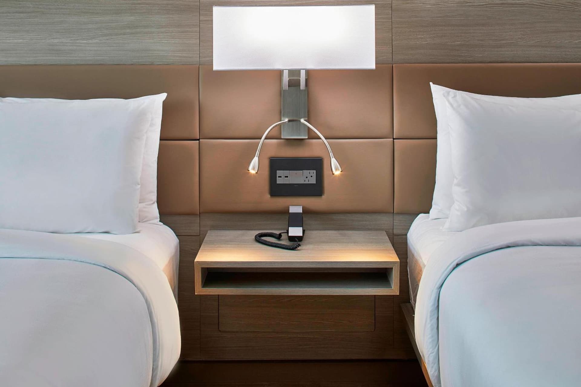 AC Hotel by Marriott Cleveland Beachwood gallery photo in Beachwood, OH — image 39