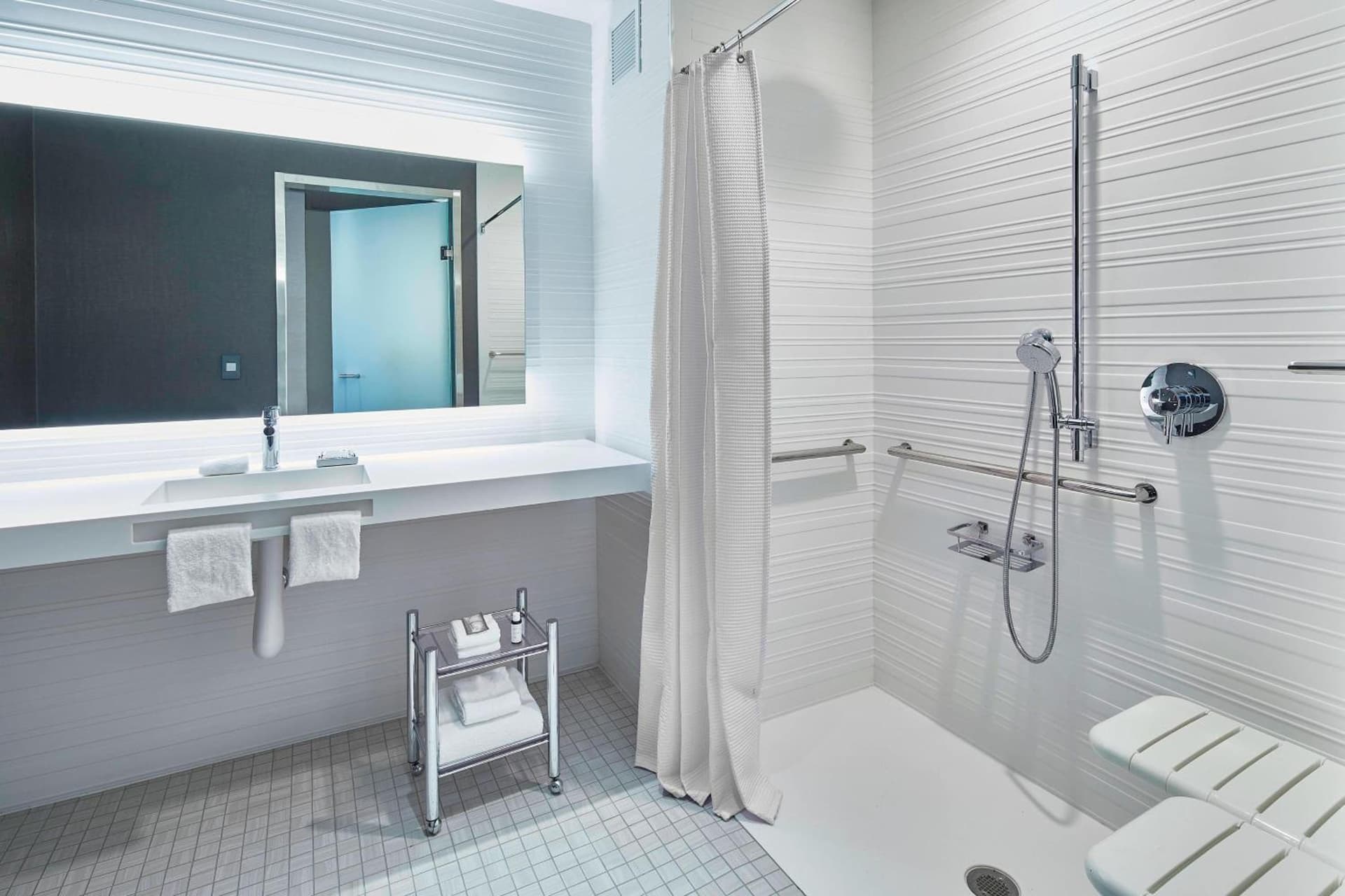 AC Hotel by Marriott Cleveland Beachwood gallery photo in Beachwood, OH — image 10