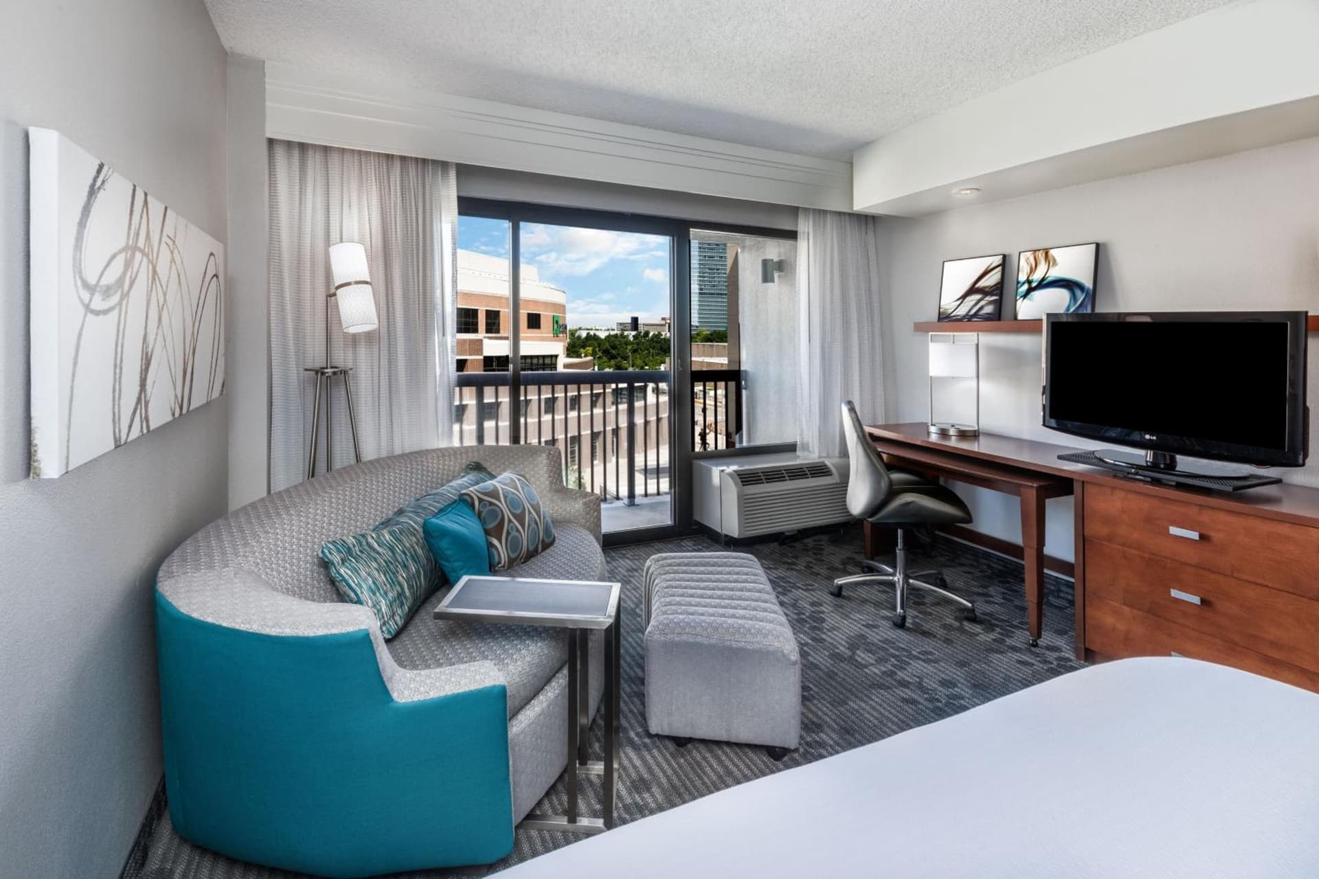 Courtyard by Marriott Oklahoma City Downtown gallery photo in Oklahoma City, OK — image 30